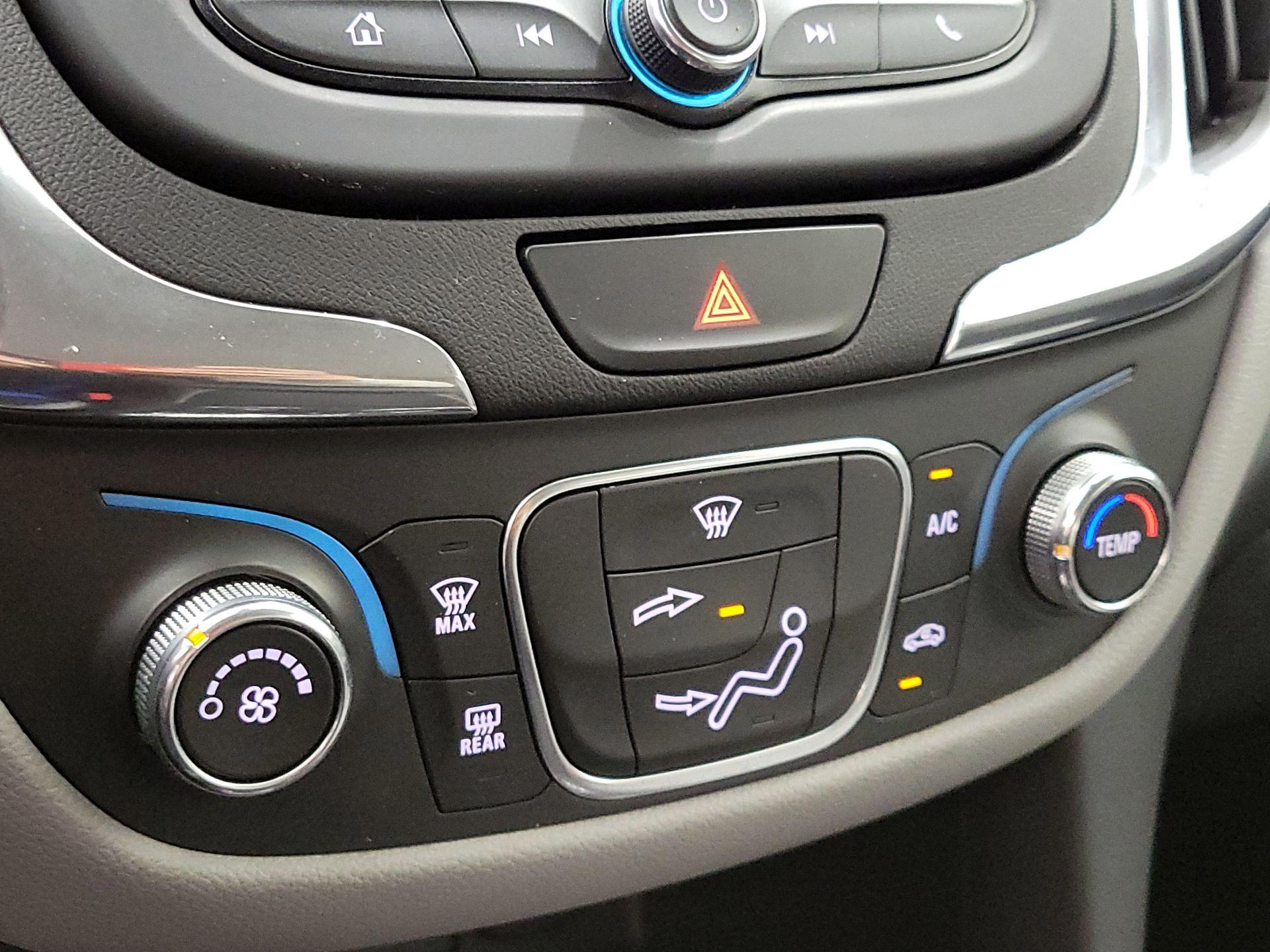 Thumbnail: 2020 Chevrolet Equinox - 16