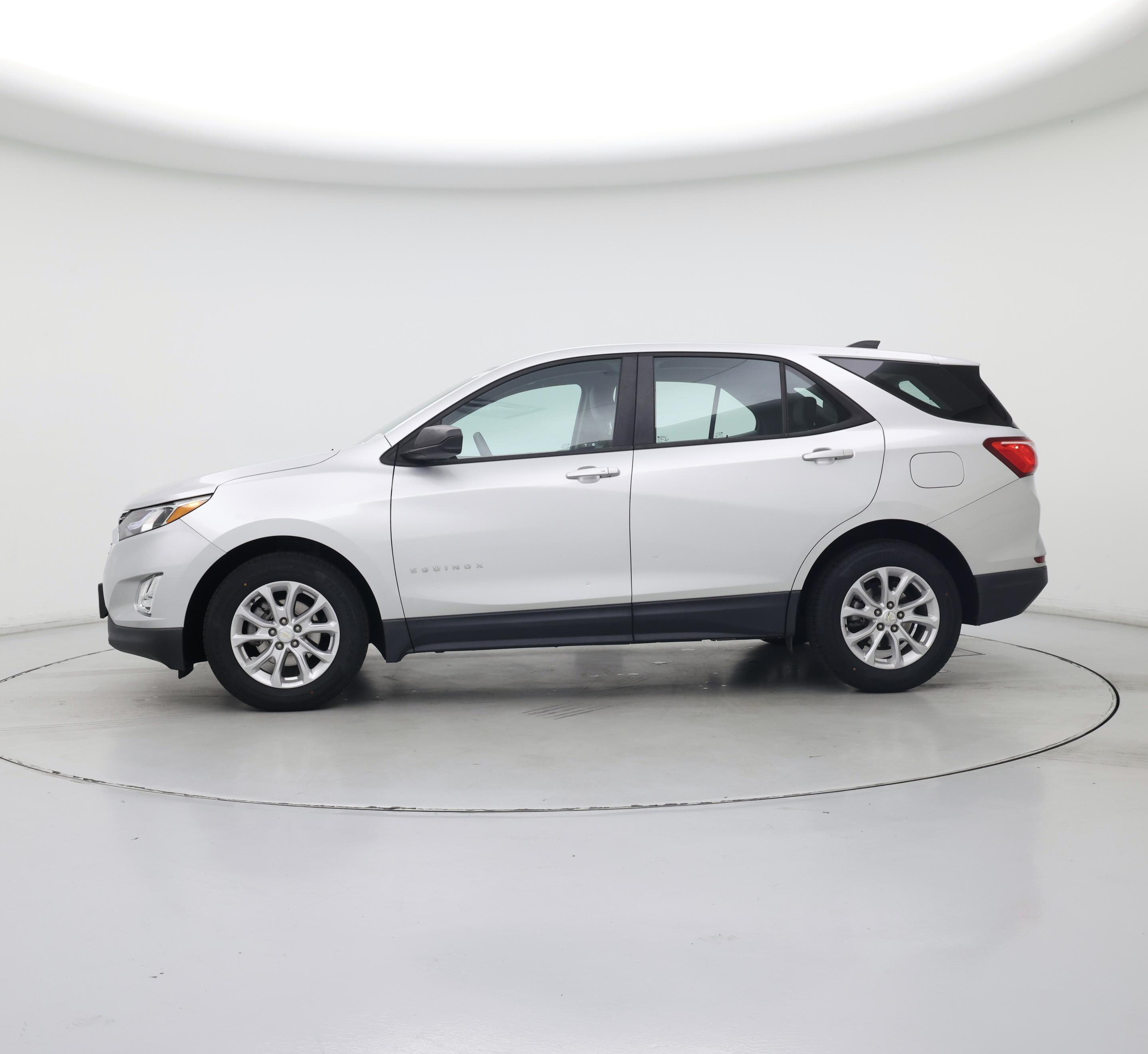 Thumbnail: 2020 Chevrolet Equinox - 3