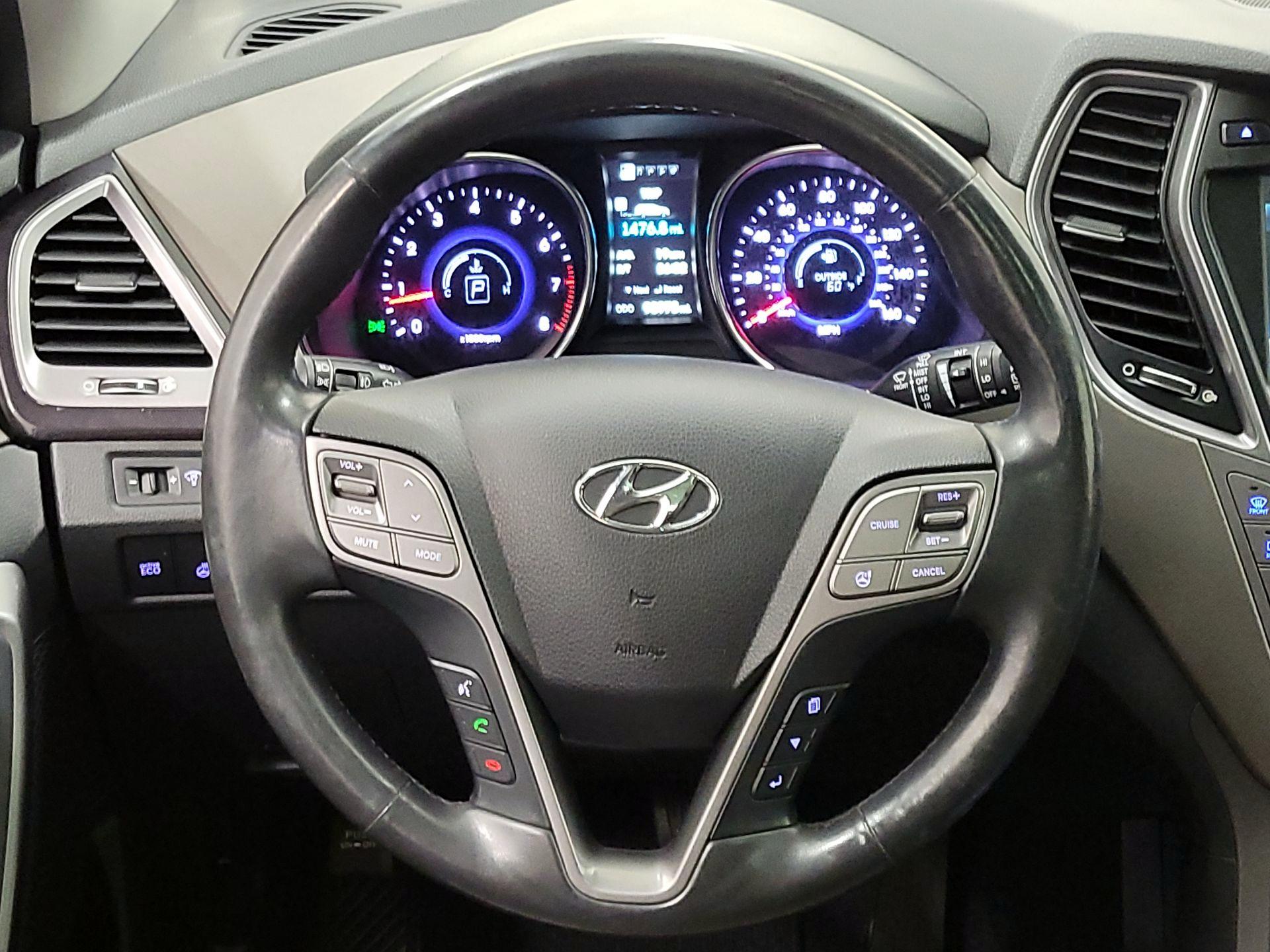 Thumbnail: 2014 Hyundai Santa Fe - 10