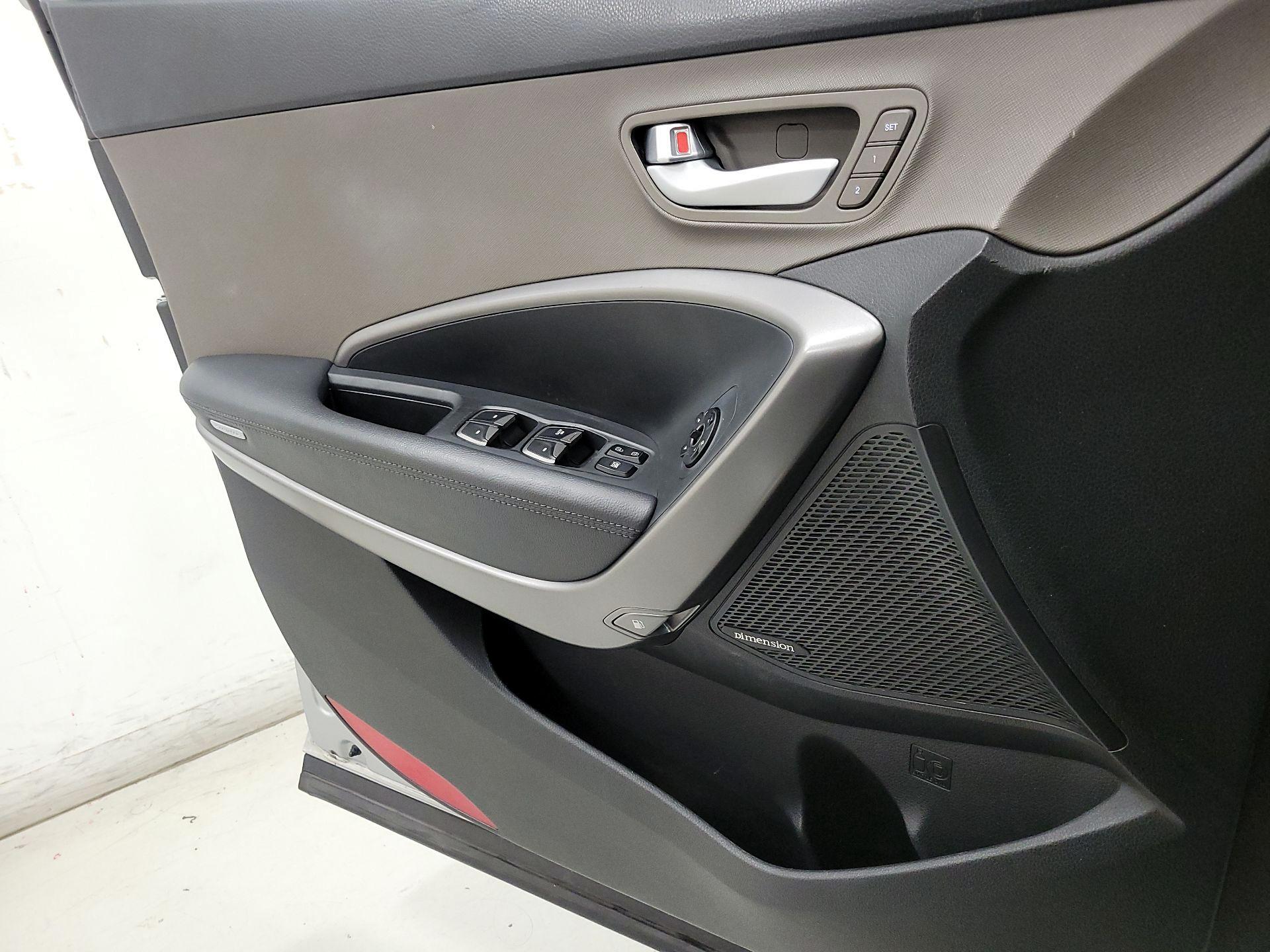 Thumbnail: 2014 Hyundai Santa Fe - 12