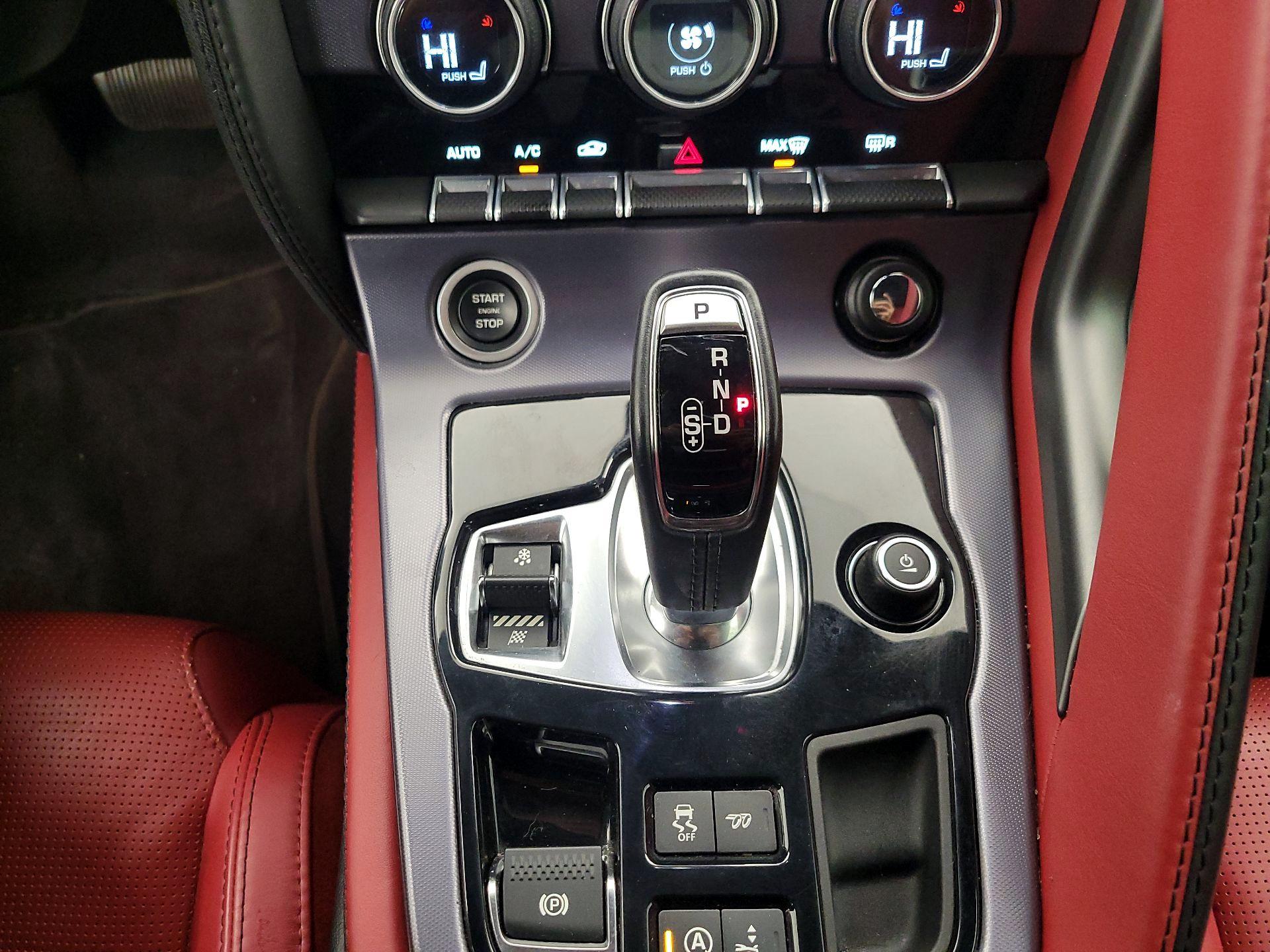 Thumbnail: 2020 Jaguar F-Type - 18