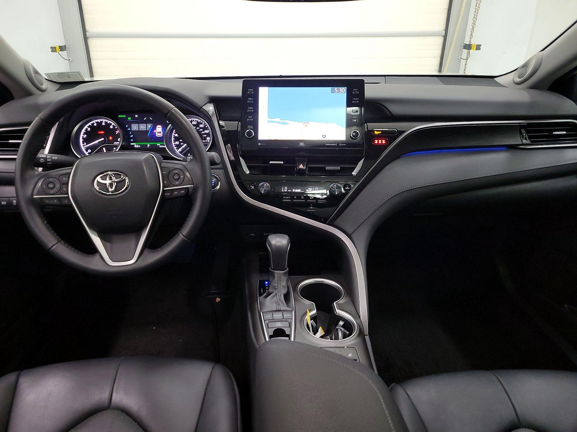 Thumbnail: 2022 Toyota Camry - 9