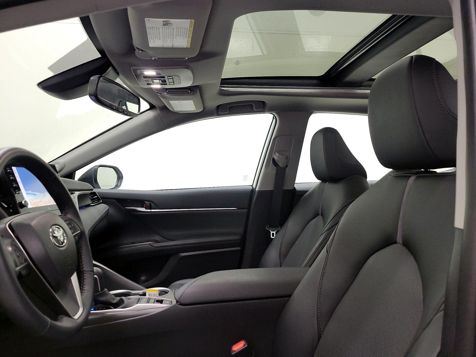 Thumbnail: 2022 Toyota Camry - 20