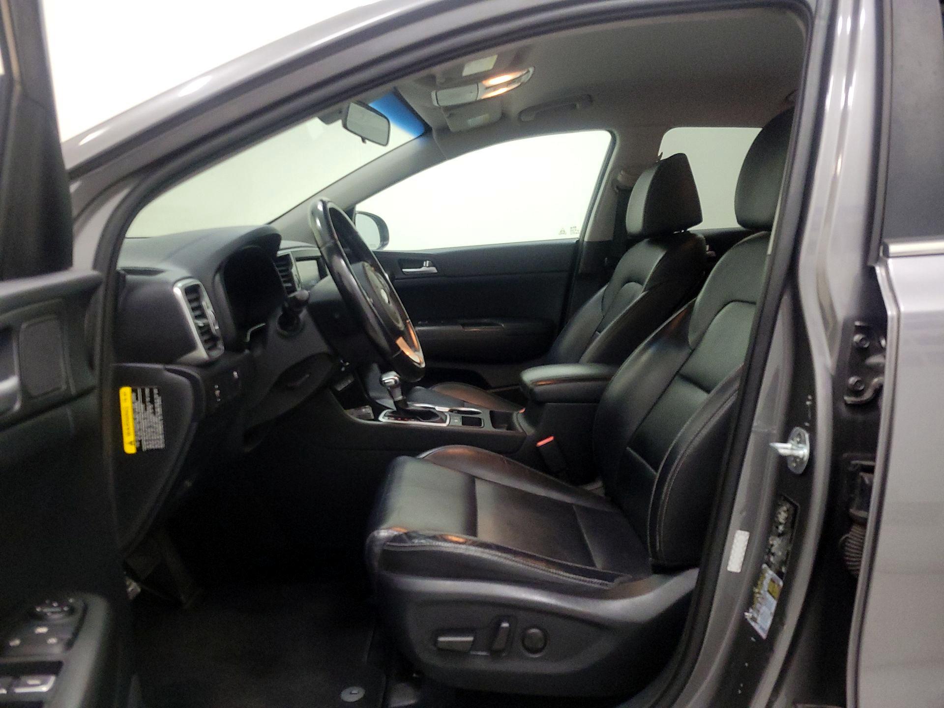 Thumbnail: 2017 Kia Sportage - 11