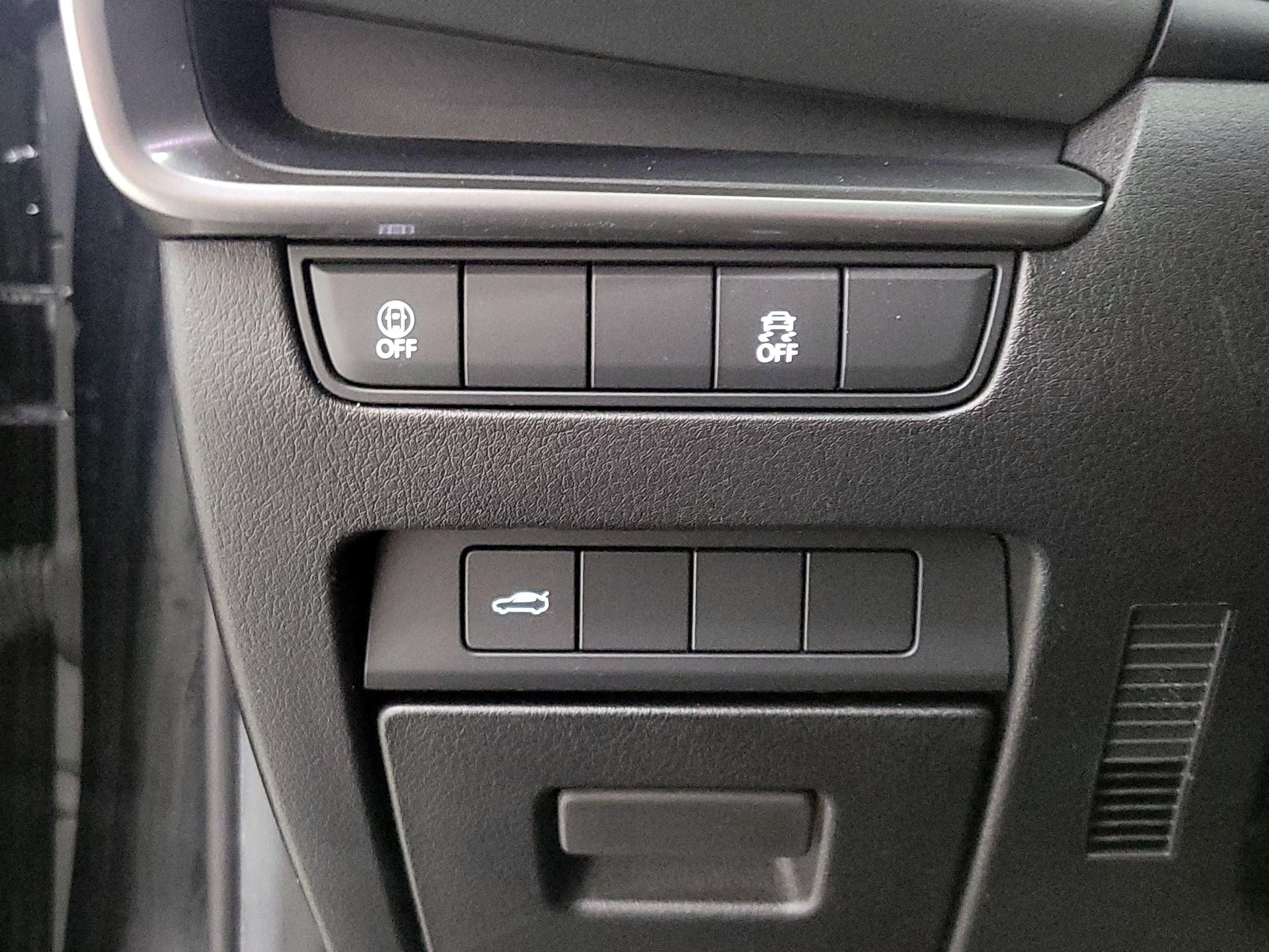 Thumbnail: 2021 Mazda Mazda3 - 13