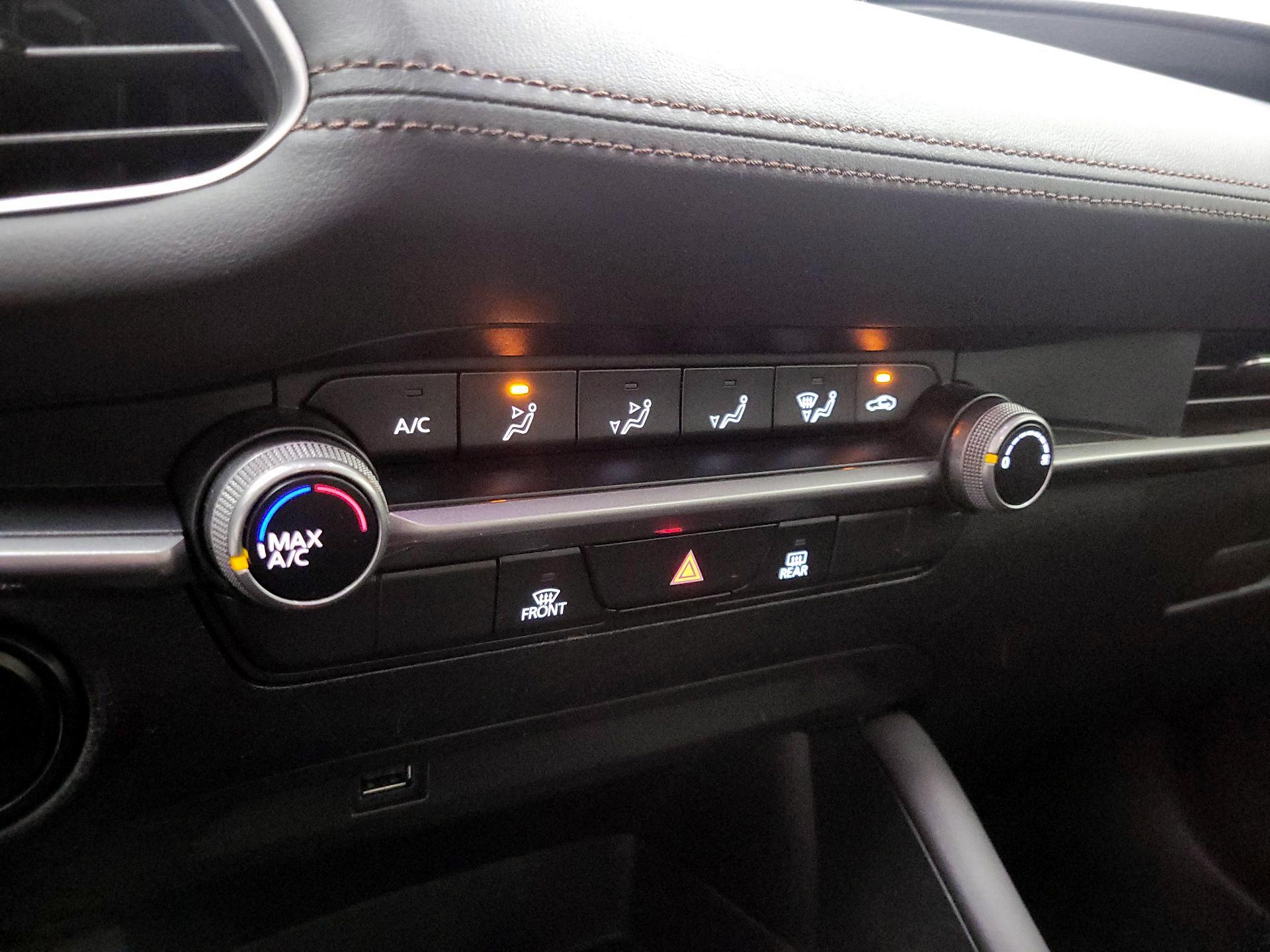 Thumbnail: 2021 Mazda Mazda3 - 16