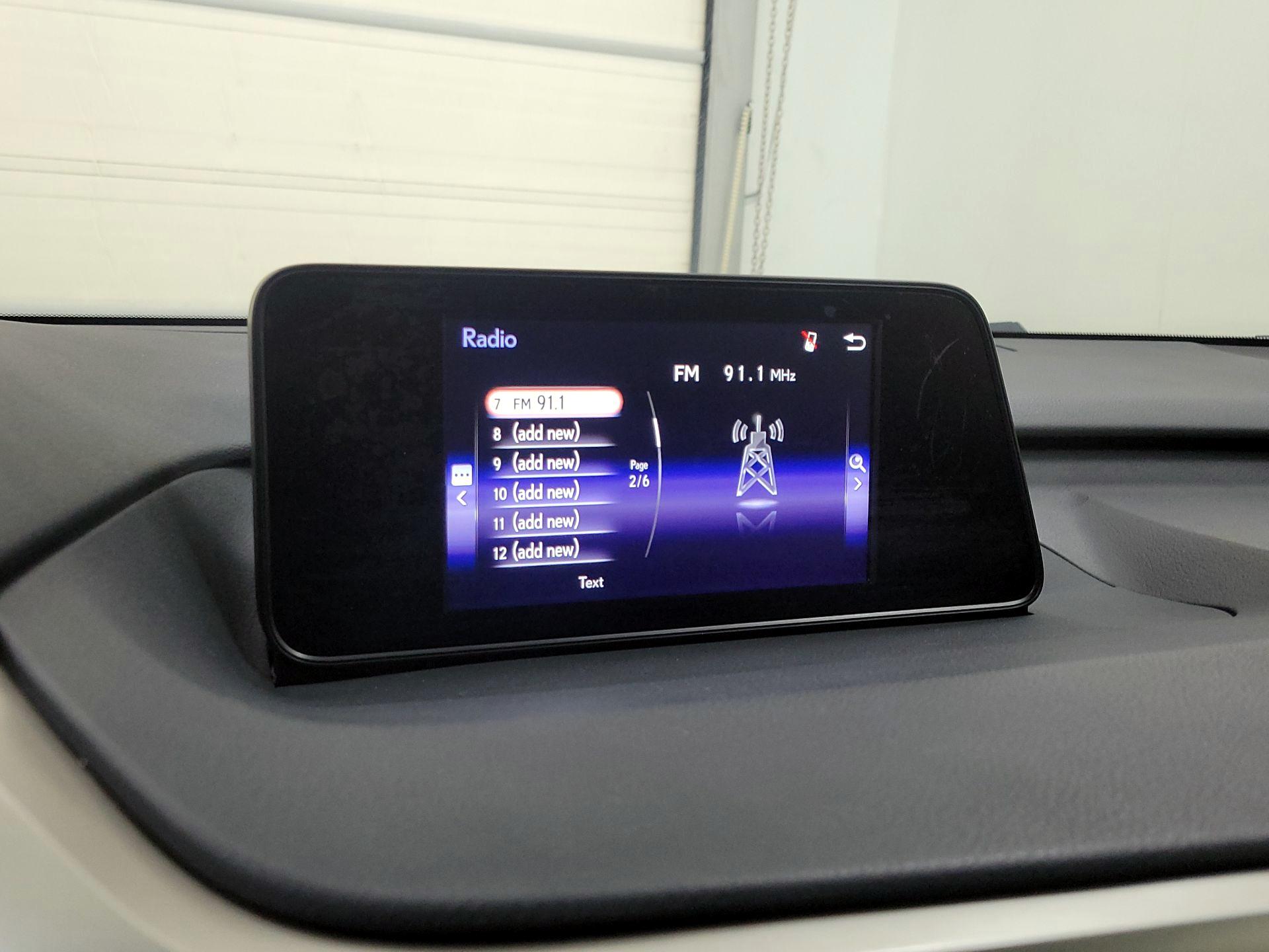 Thumbnail: 2018 Lexus RX - 14