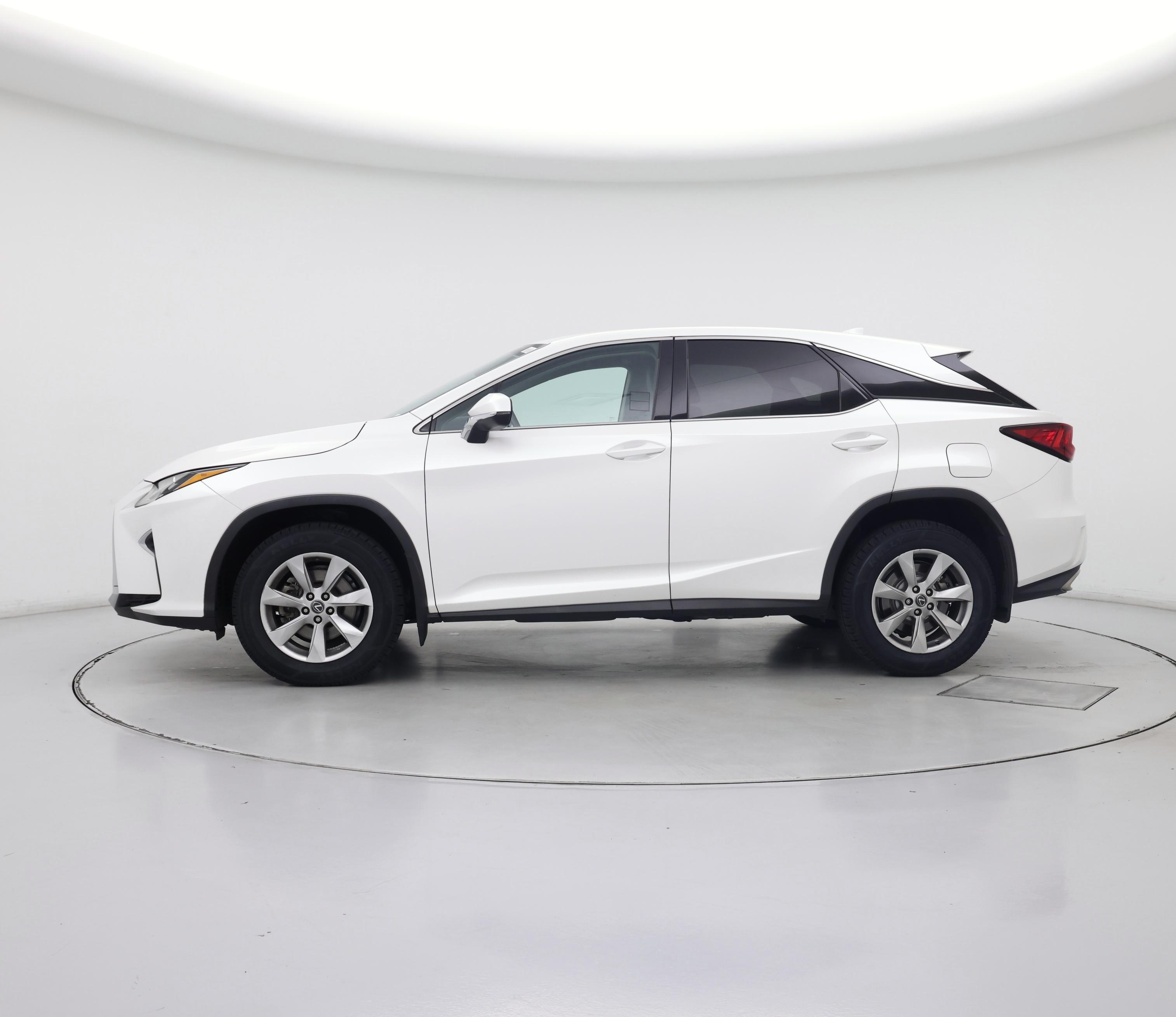 Thumbnail: 2018 Lexus RX - 3