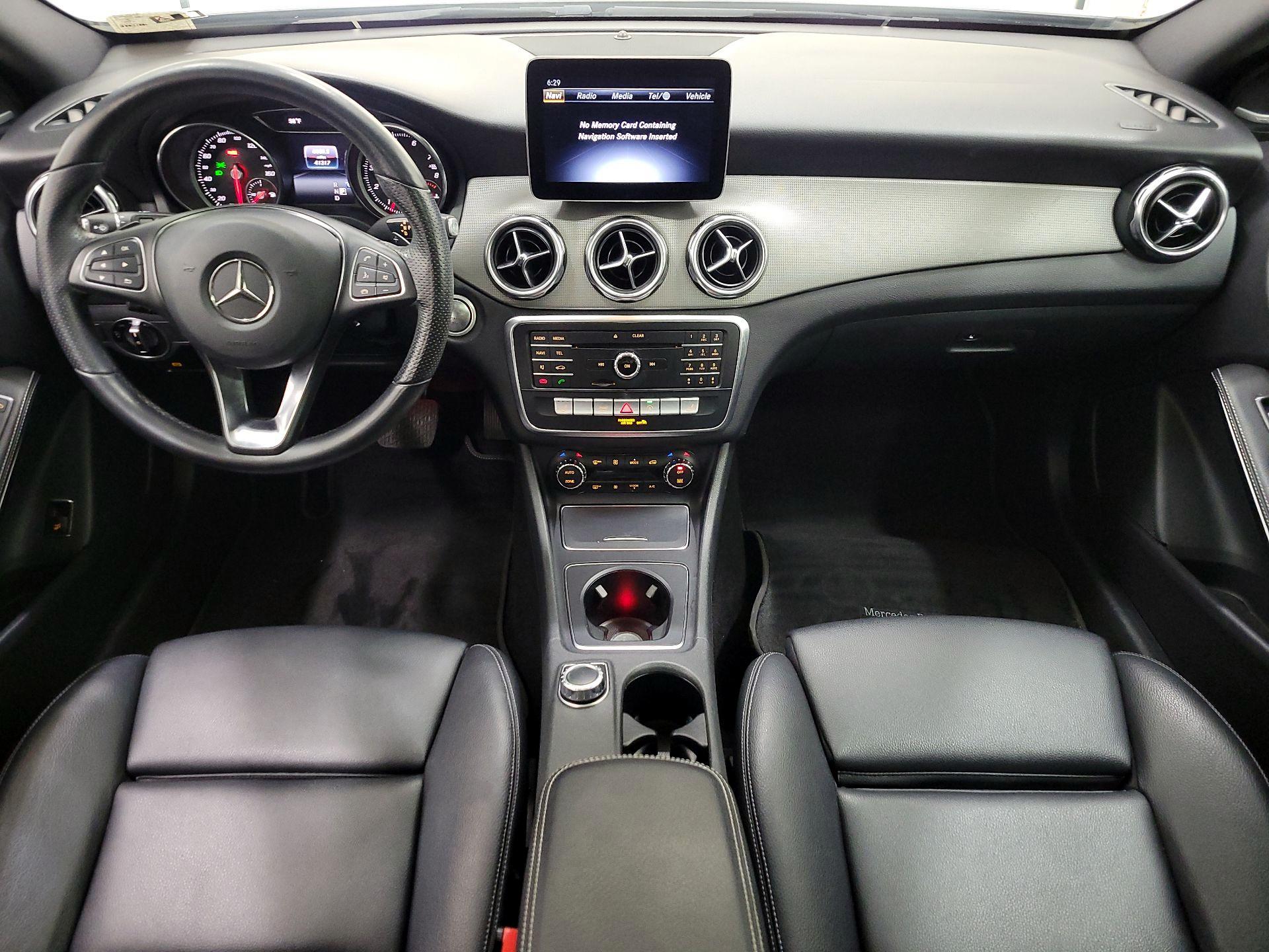 Thumbnail: 2020 Mercedes-Benz GLA - 9