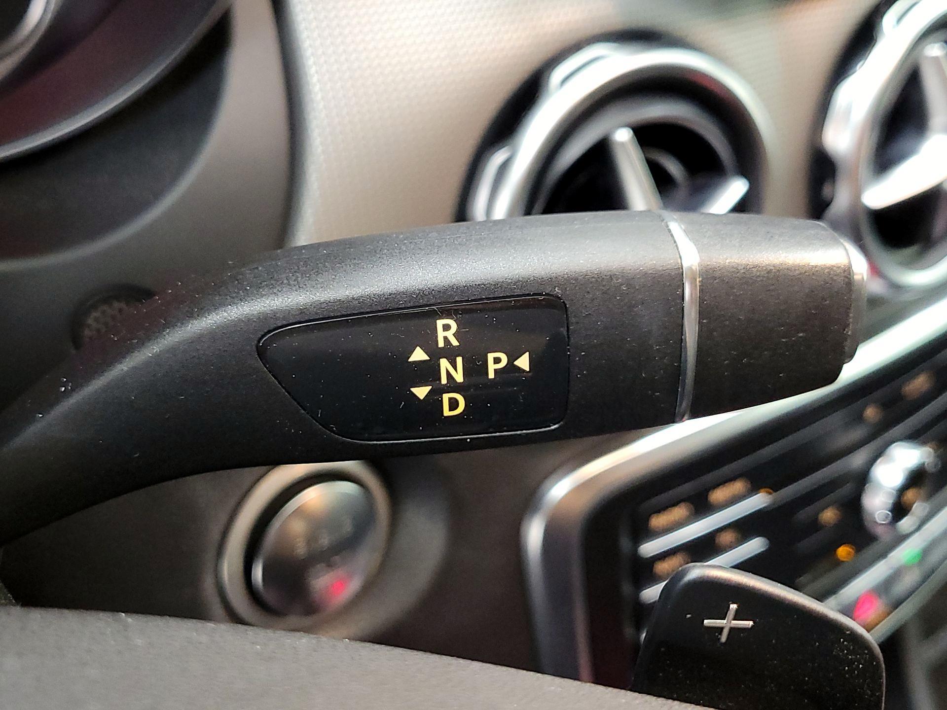 Thumbnail: 2020 Mercedes-Benz GLA - 17