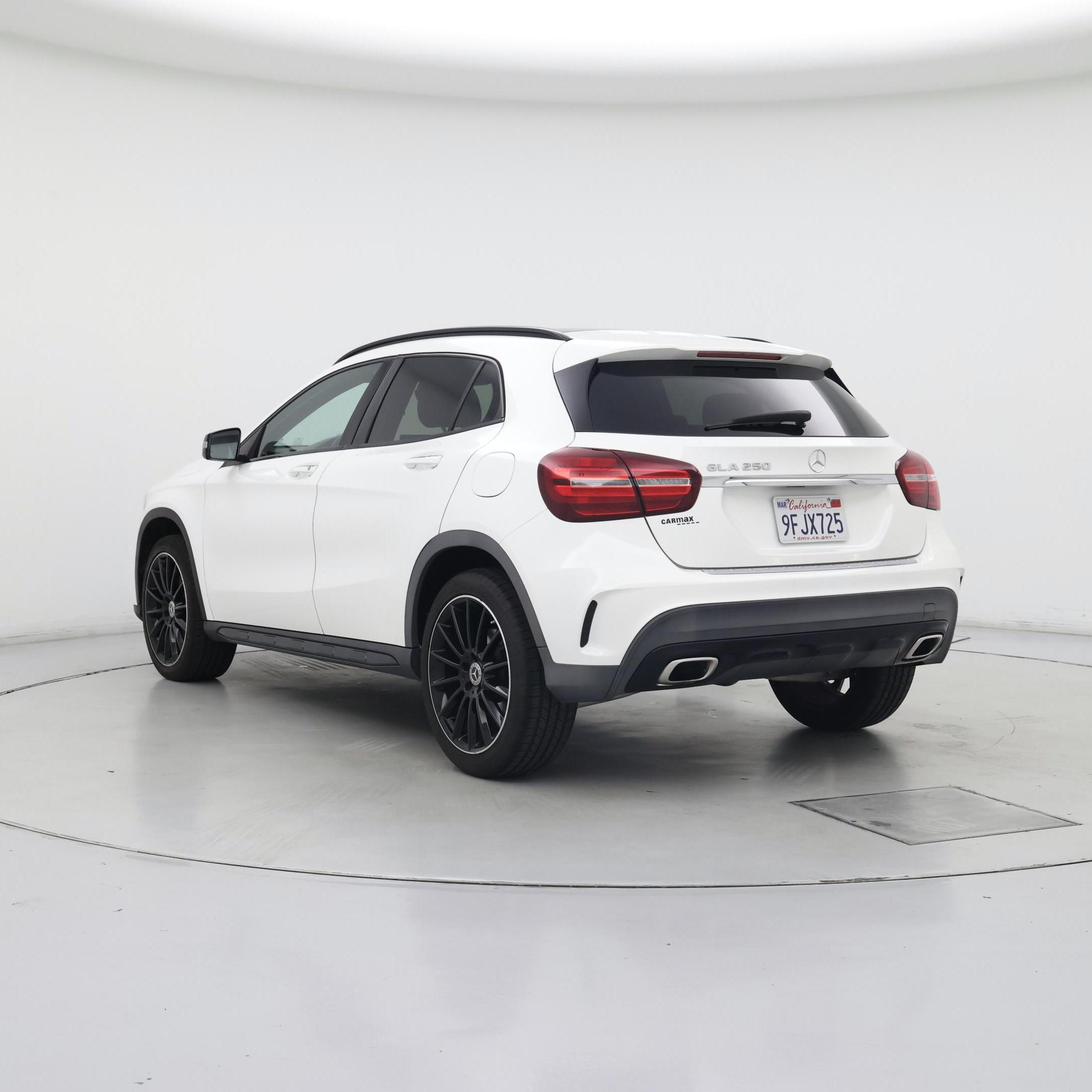 Thumbnail: 2020 Mercedes-Benz GLA - 2