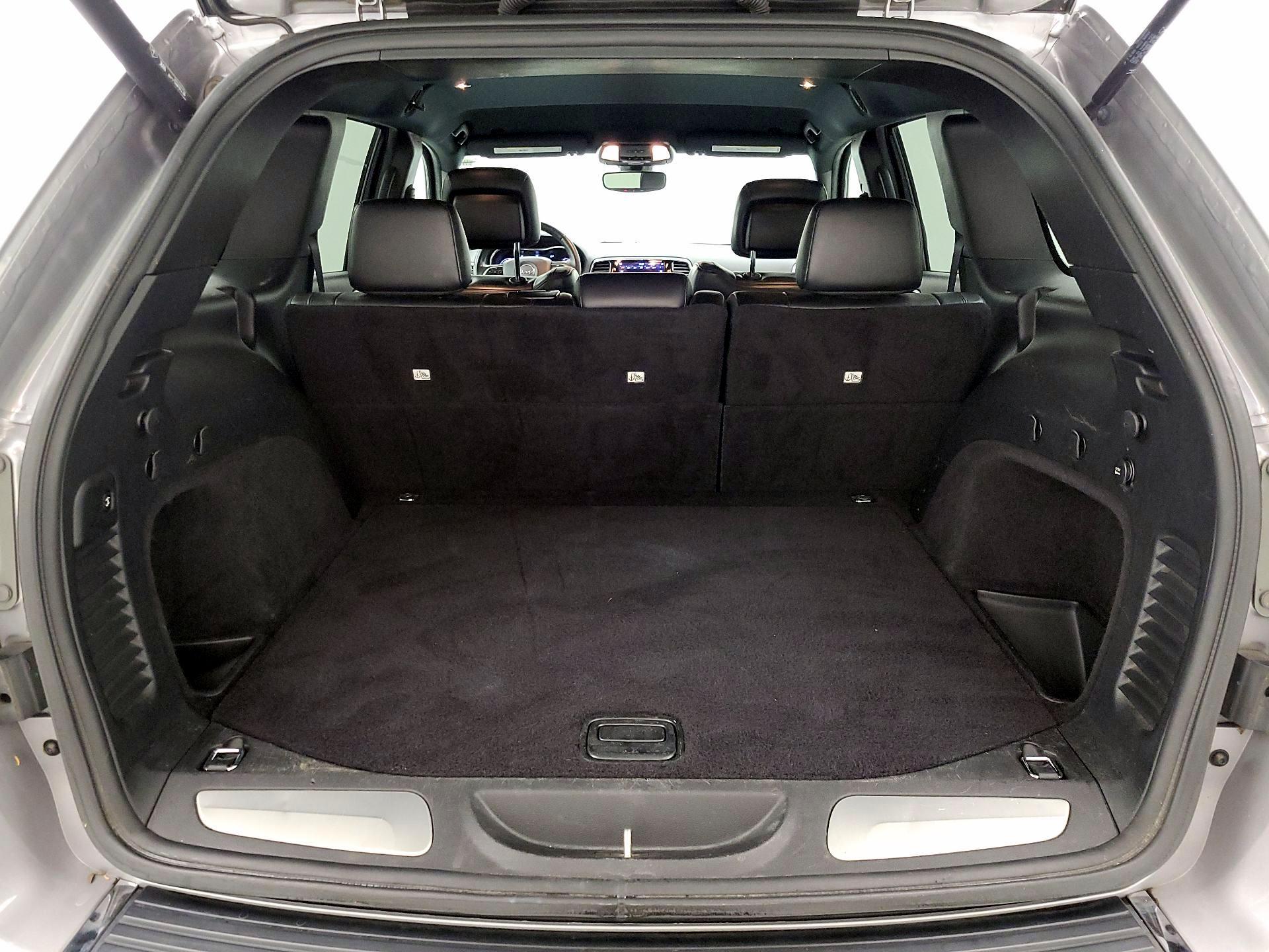 Thumbnail: 2019 Jeep Grand Cherokee - 20