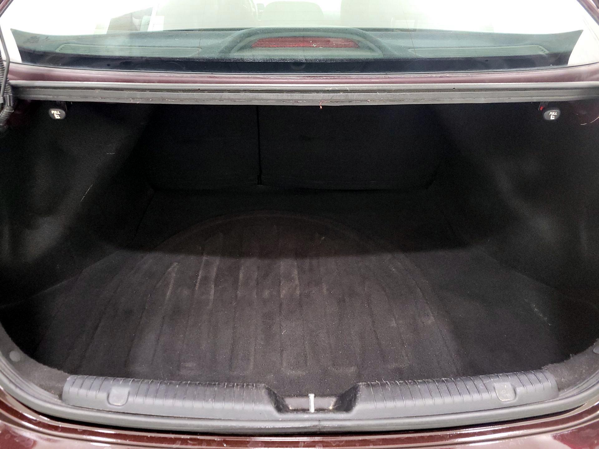 Thumbnail: 2017 Kia Forte - 19