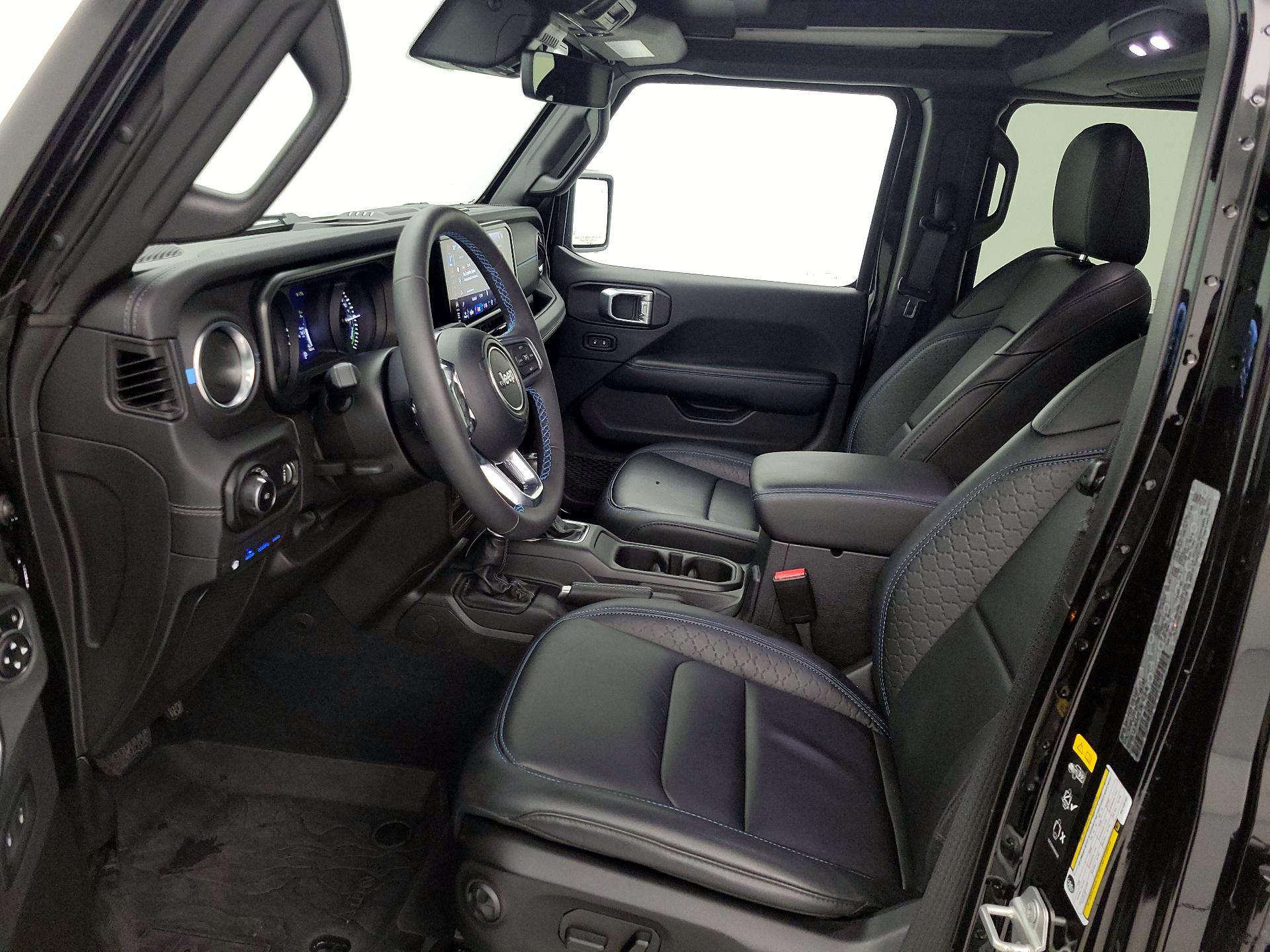 Thumbnail: 2024 Jeep Wrangler - 11