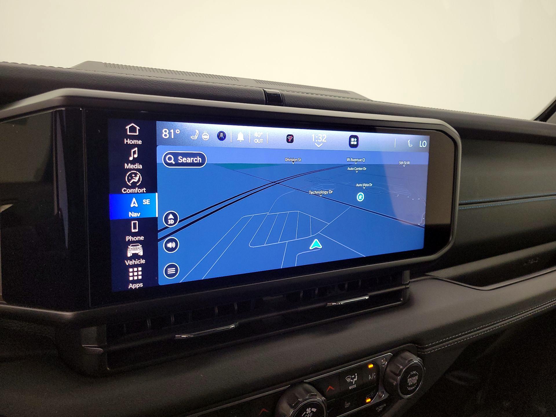 Thumbnail: 2024 Jeep Wrangler - 14