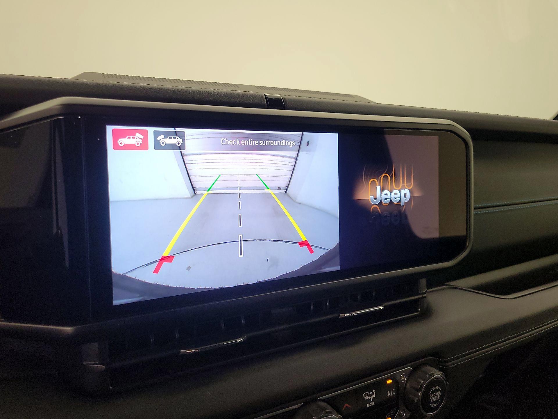 Thumbnail: 2024 Jeep Wrangler - 15