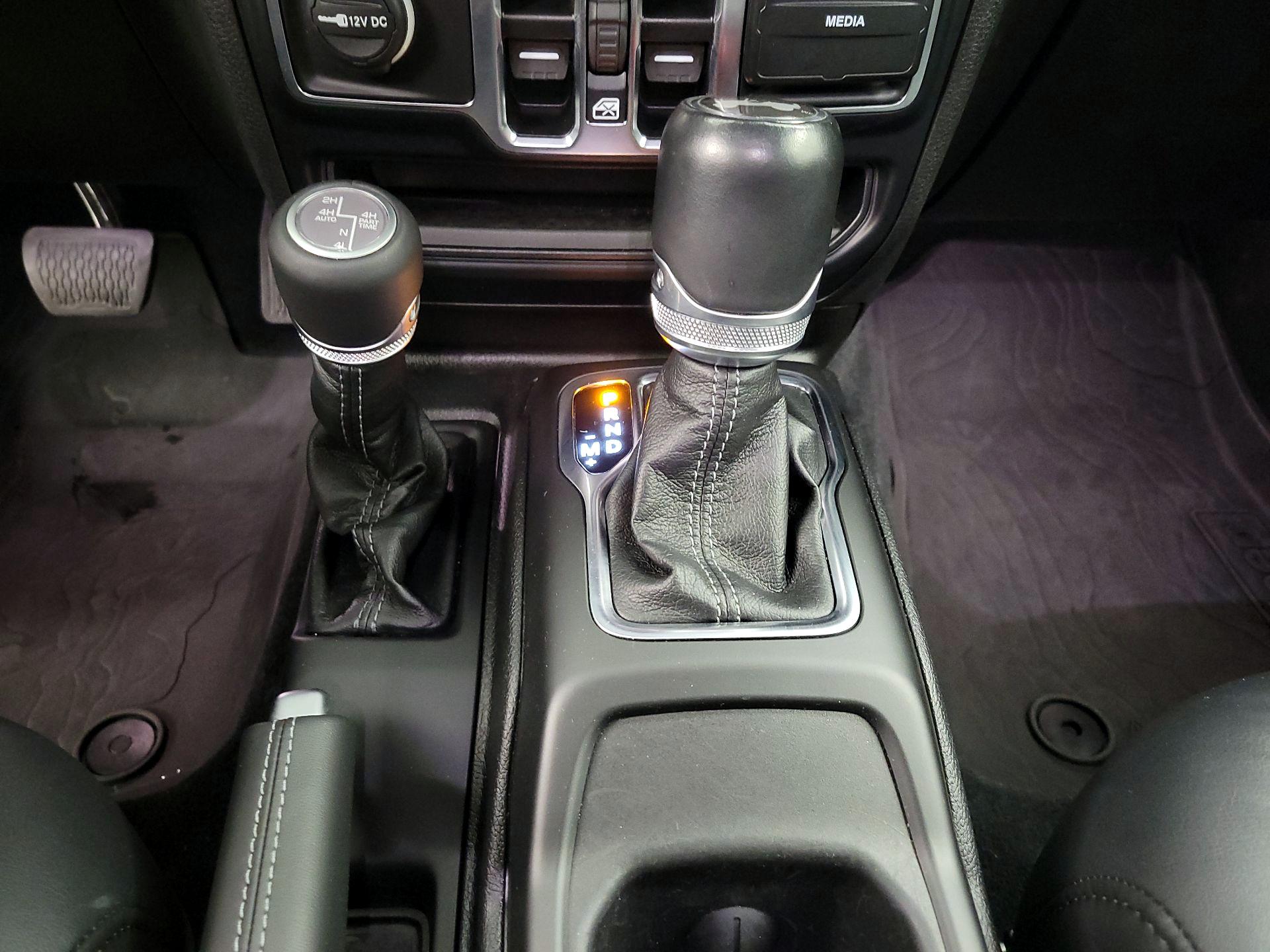 Thumbnail: 2024 Jeep Wrangler - 18