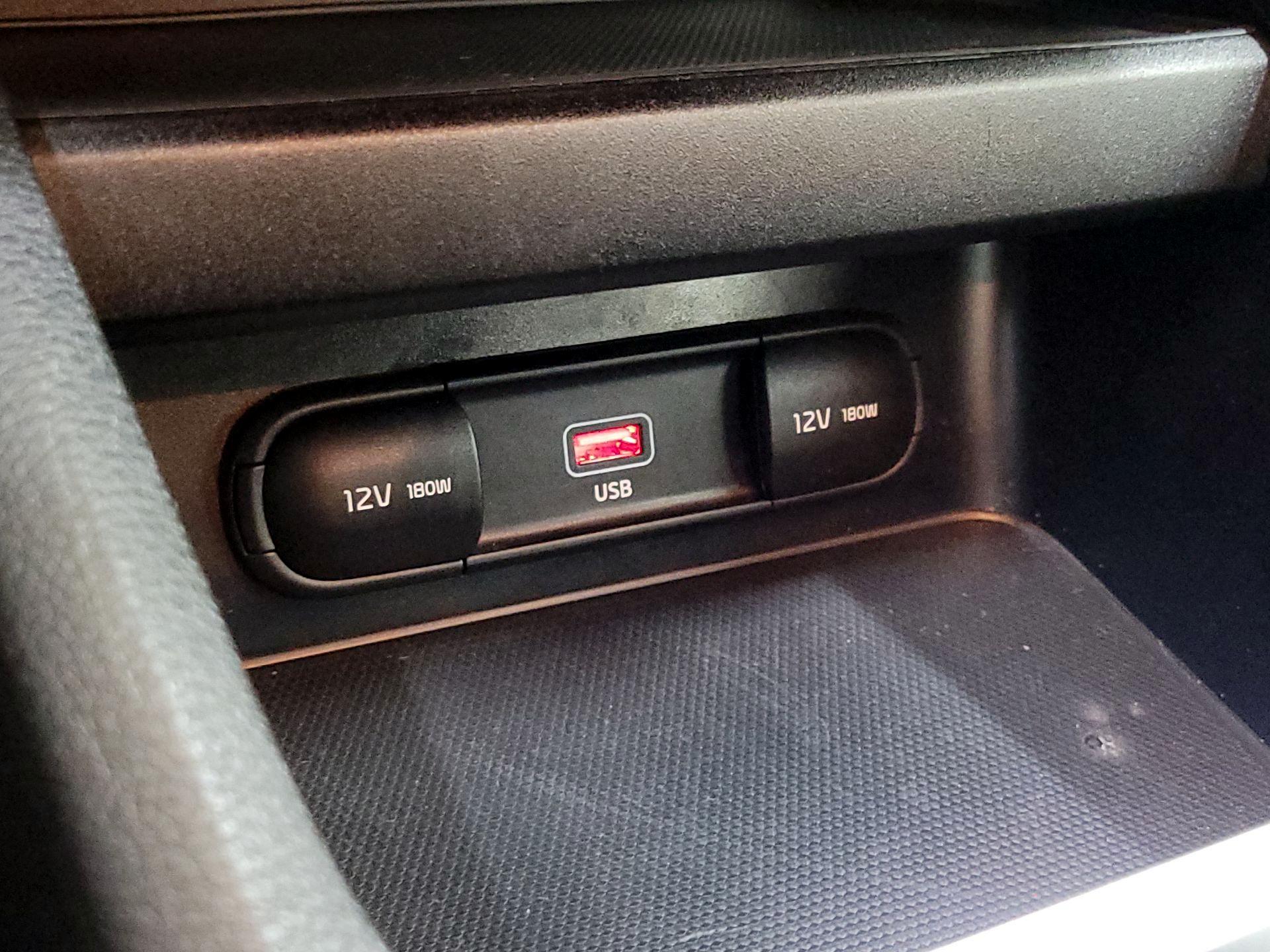 Thumbnail: 2023 Kia Forte - 18