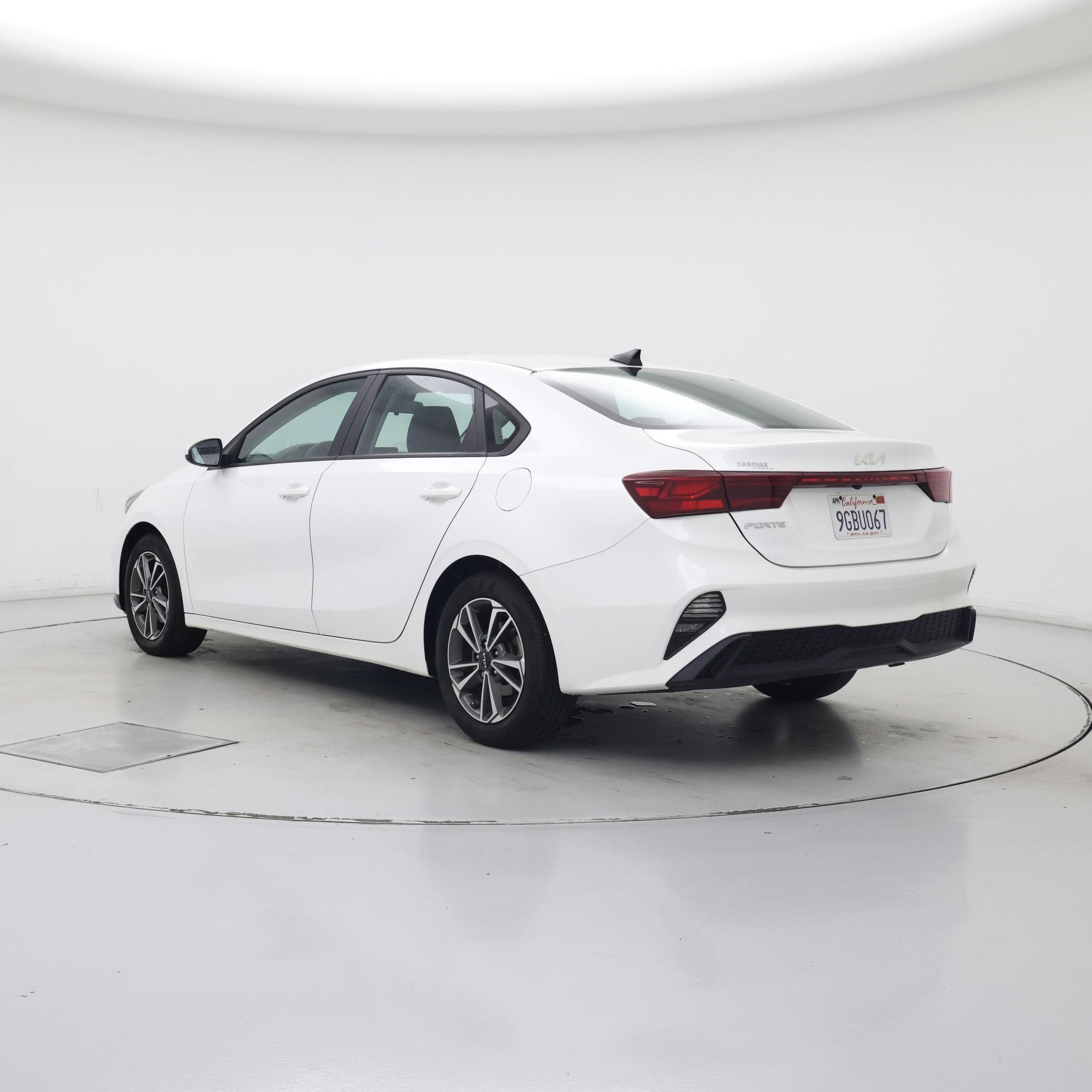 Thumbnail: 2023 Kia Forte - 2