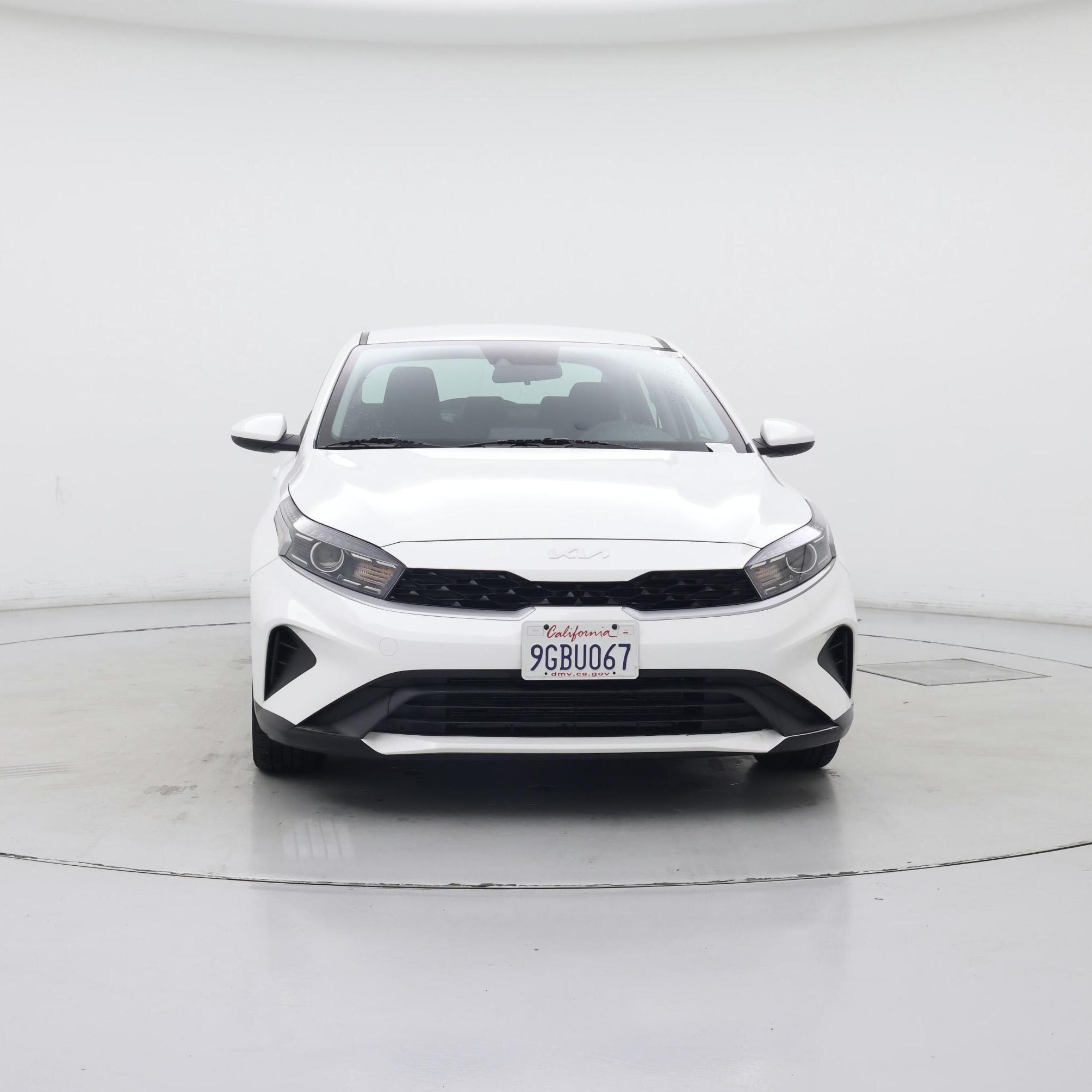 Thumbnail: 2023 Kia Forte - 5