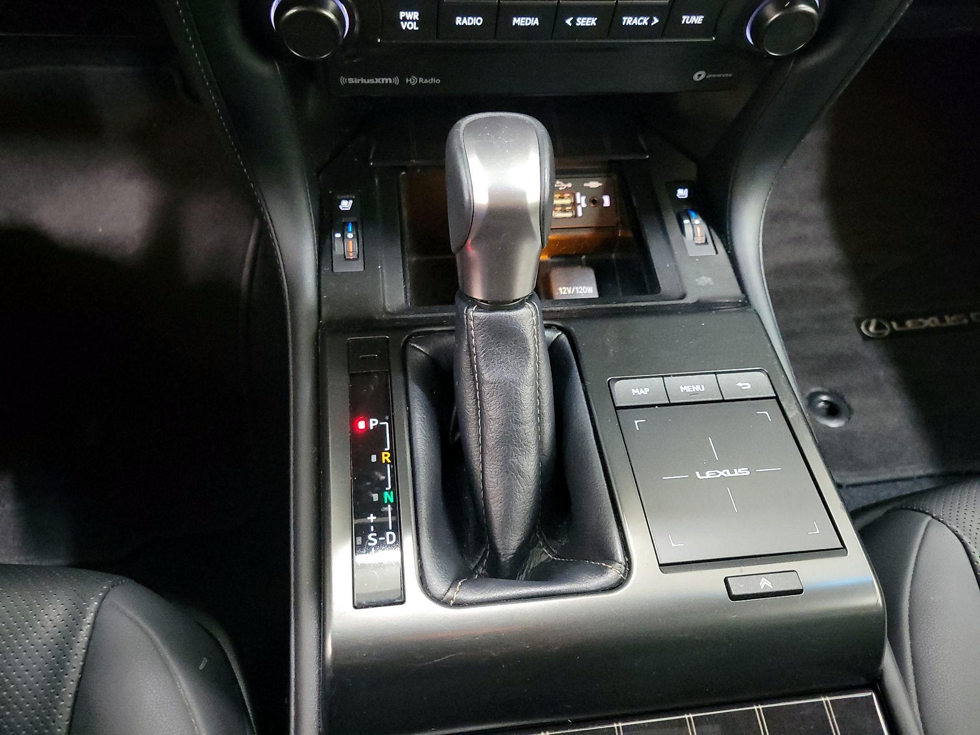 Thumbnail: 2023 Lexus GX - 18