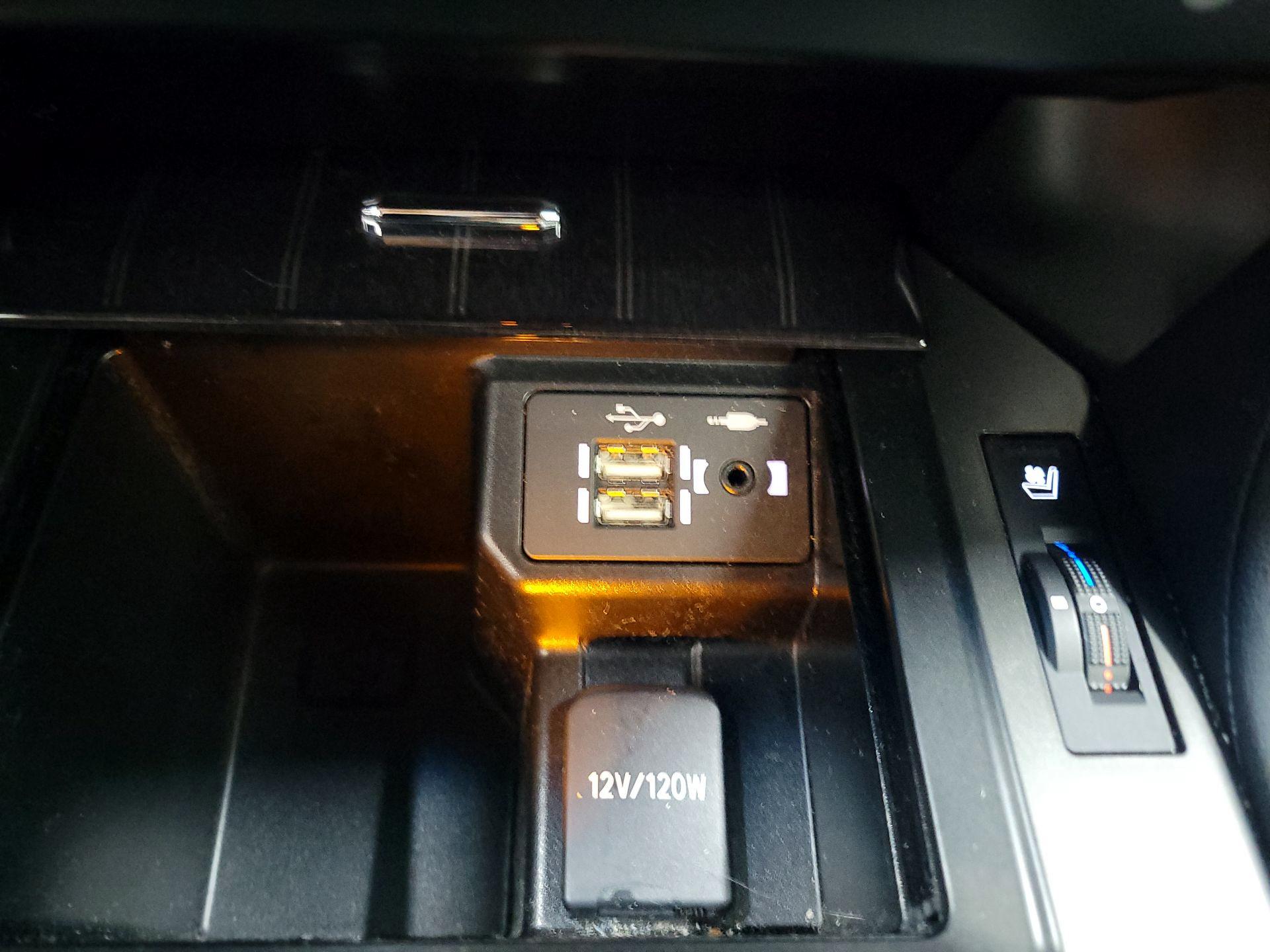 Thumbnail: 2023 Lexus GX - 19