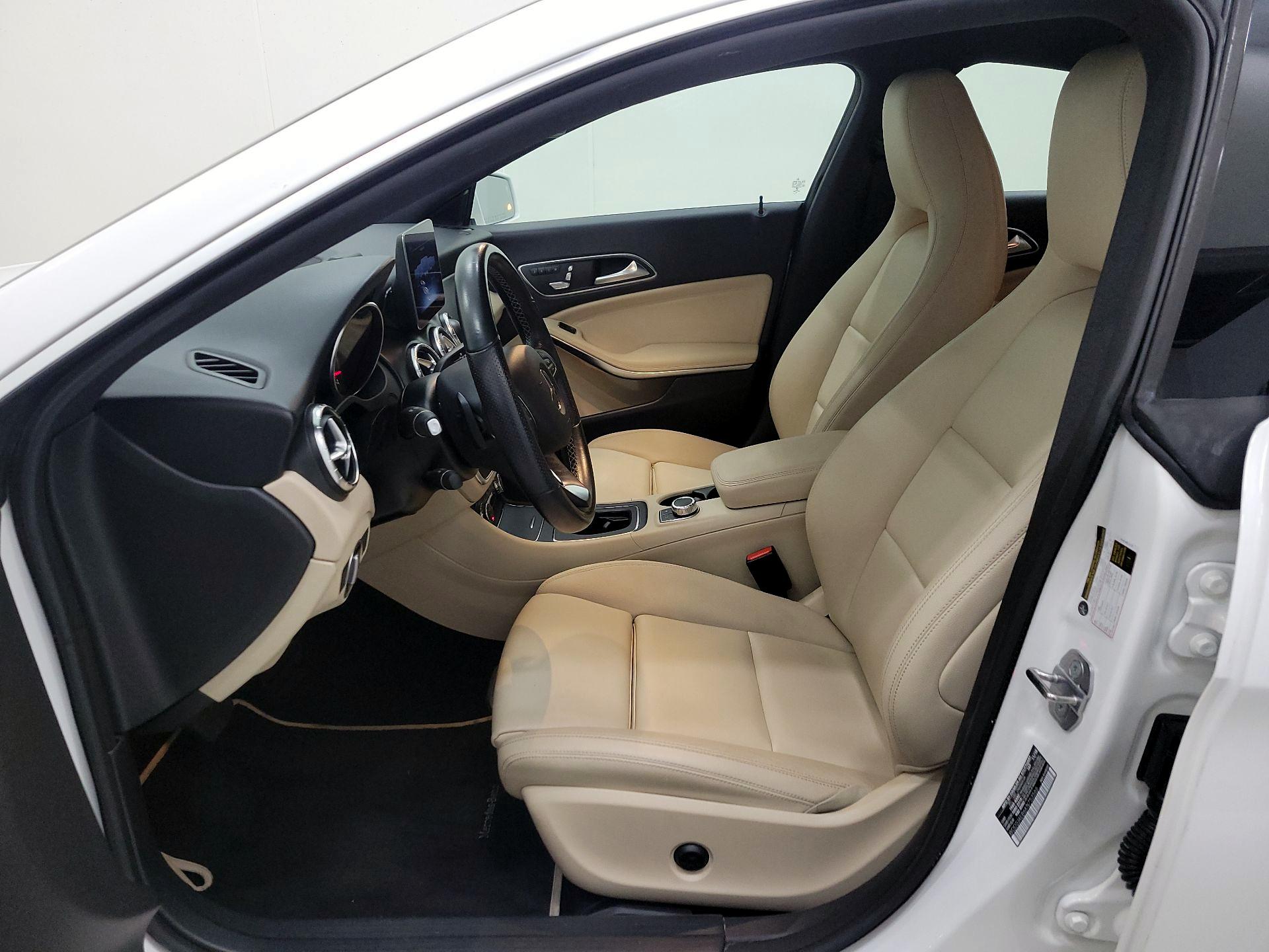 Thumbnail: 2019 Mercedes-Benz CLA - 11