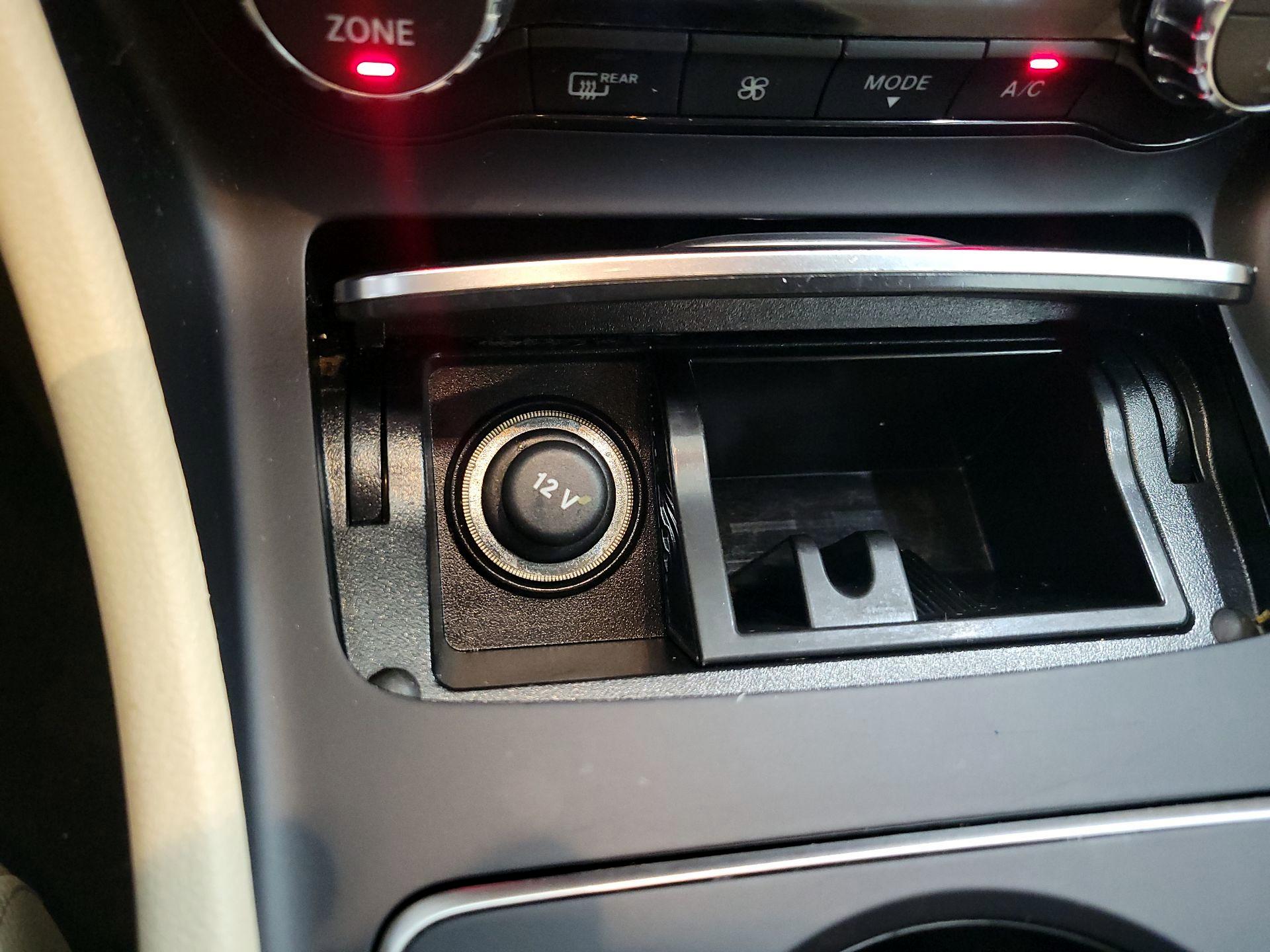 Thumbnail: 2019 Mercedes-Benz CLA - 18