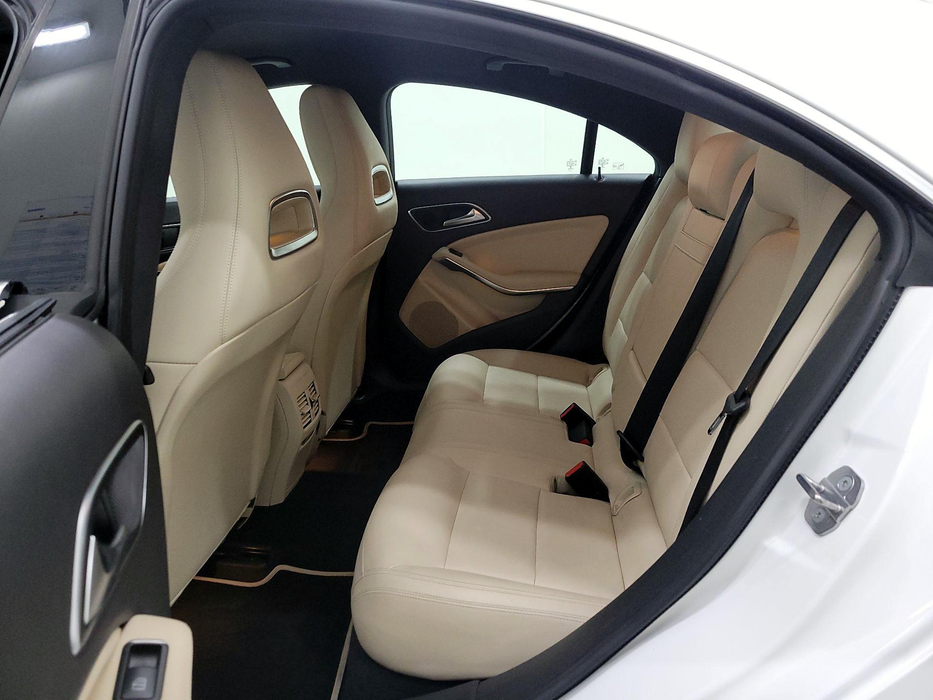 Thumbnail: 2019 Mercedes-Benz CLA - 19