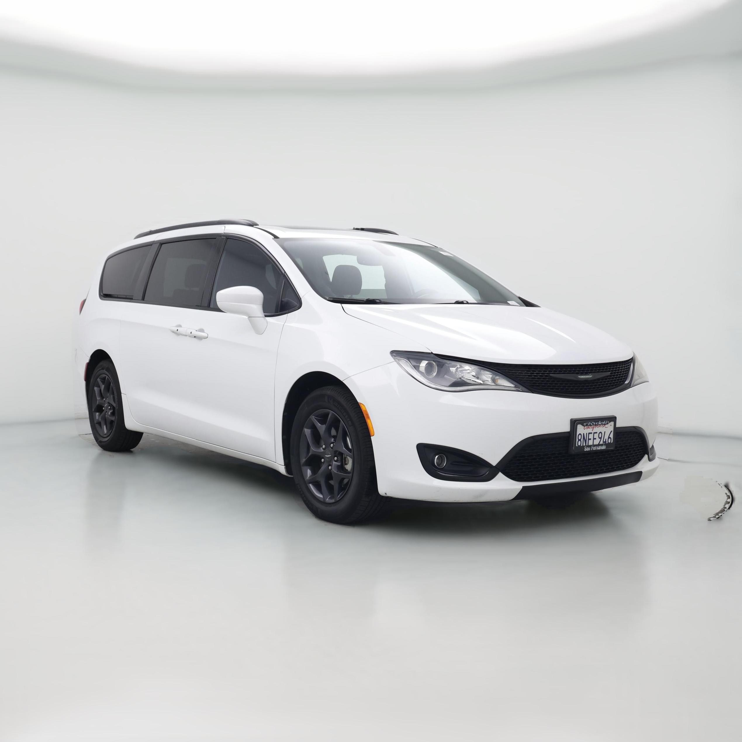 Thumbnail: 2019 Chrysler Pacifica - 1