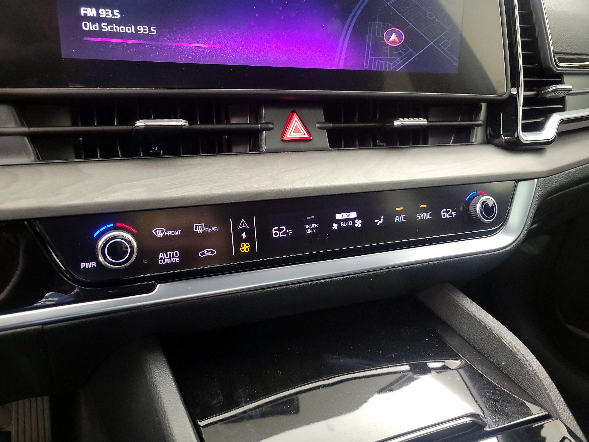 Thumbnail: 2025 Kia Sportage - 16