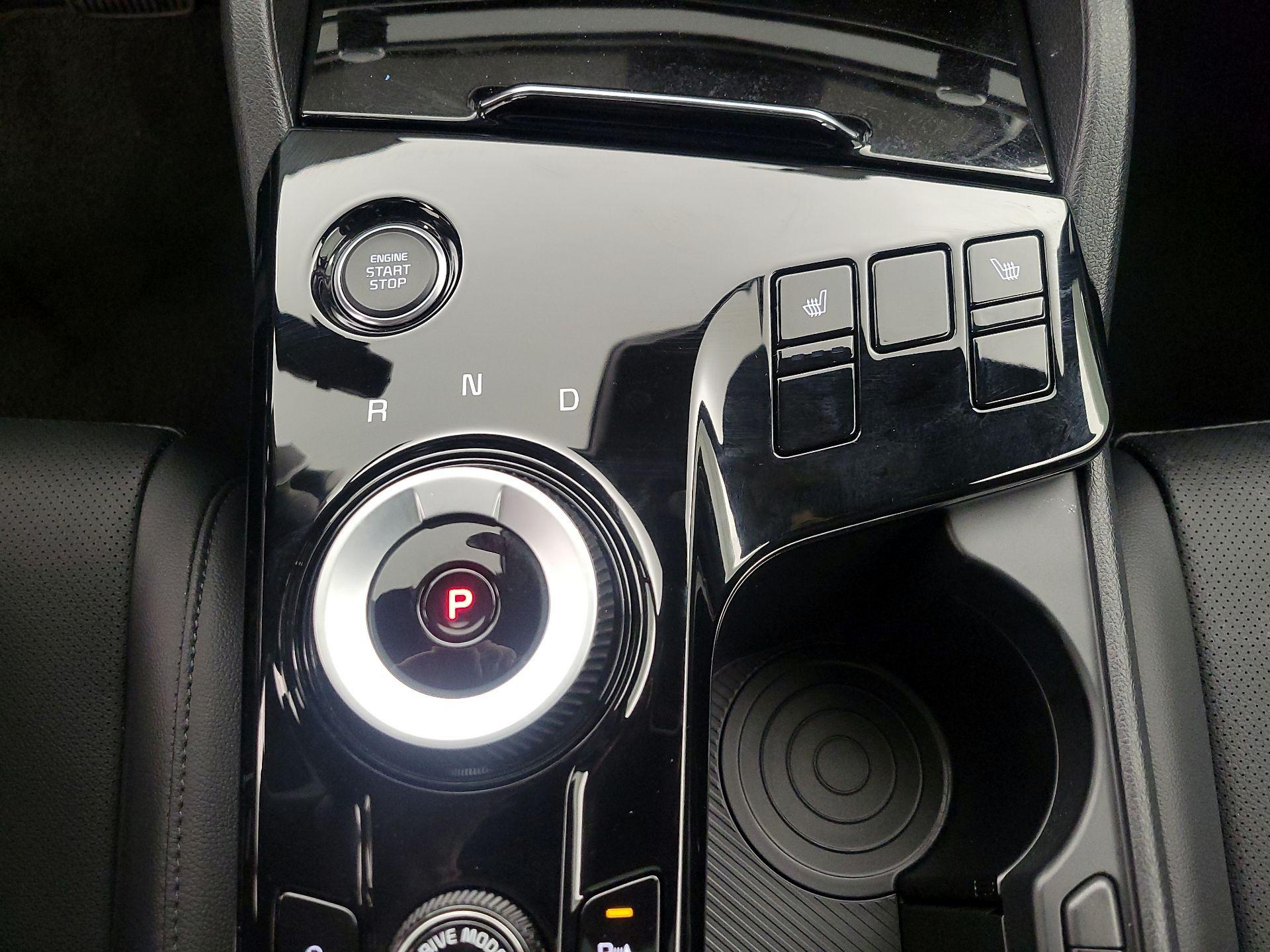 Thumbnail: 2025 Kia Sportage - 17