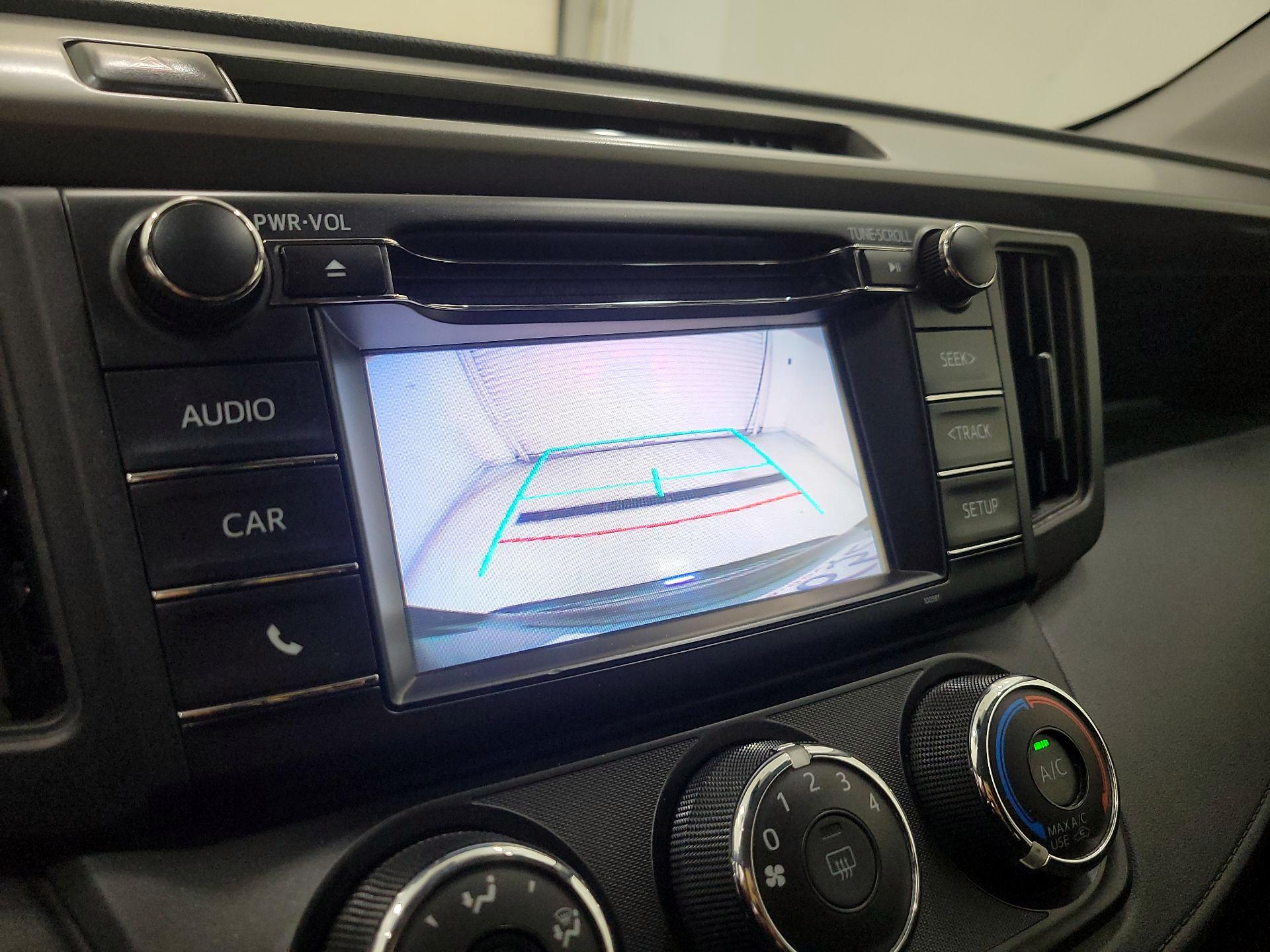 Thumbnail: 2018 Toyota RAV4 - 14