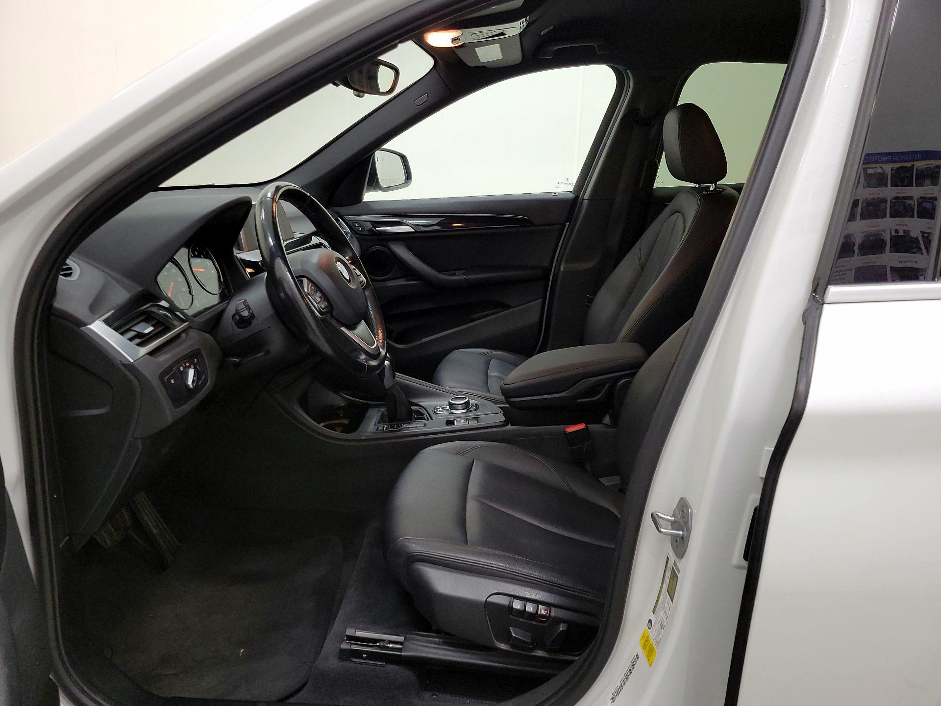 Thumbnail: 2019 BMW X1 - 11