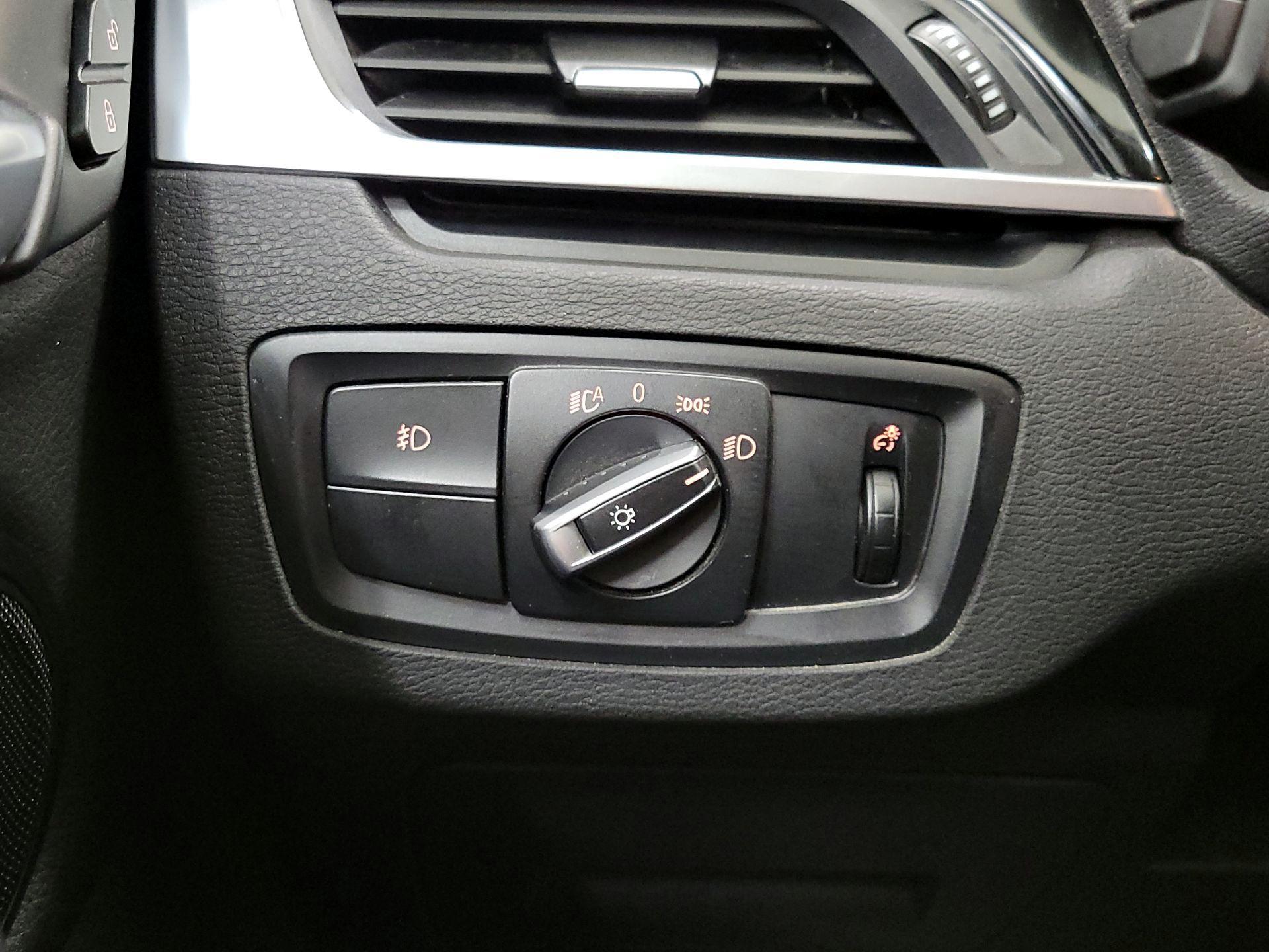 Thumbnail: 2019 BMW X1 - 13