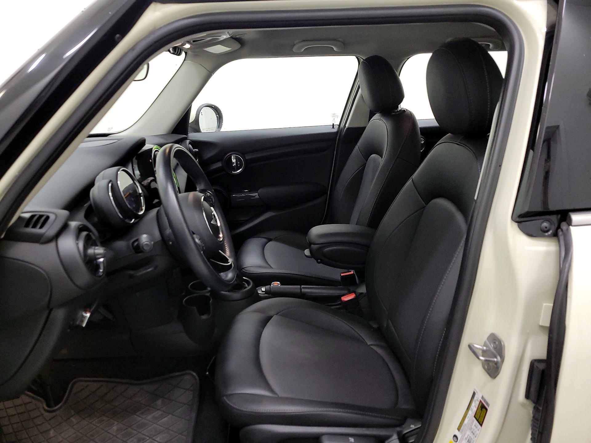 Thumbnail: 2018 MINI Cooper Hardtop - 11