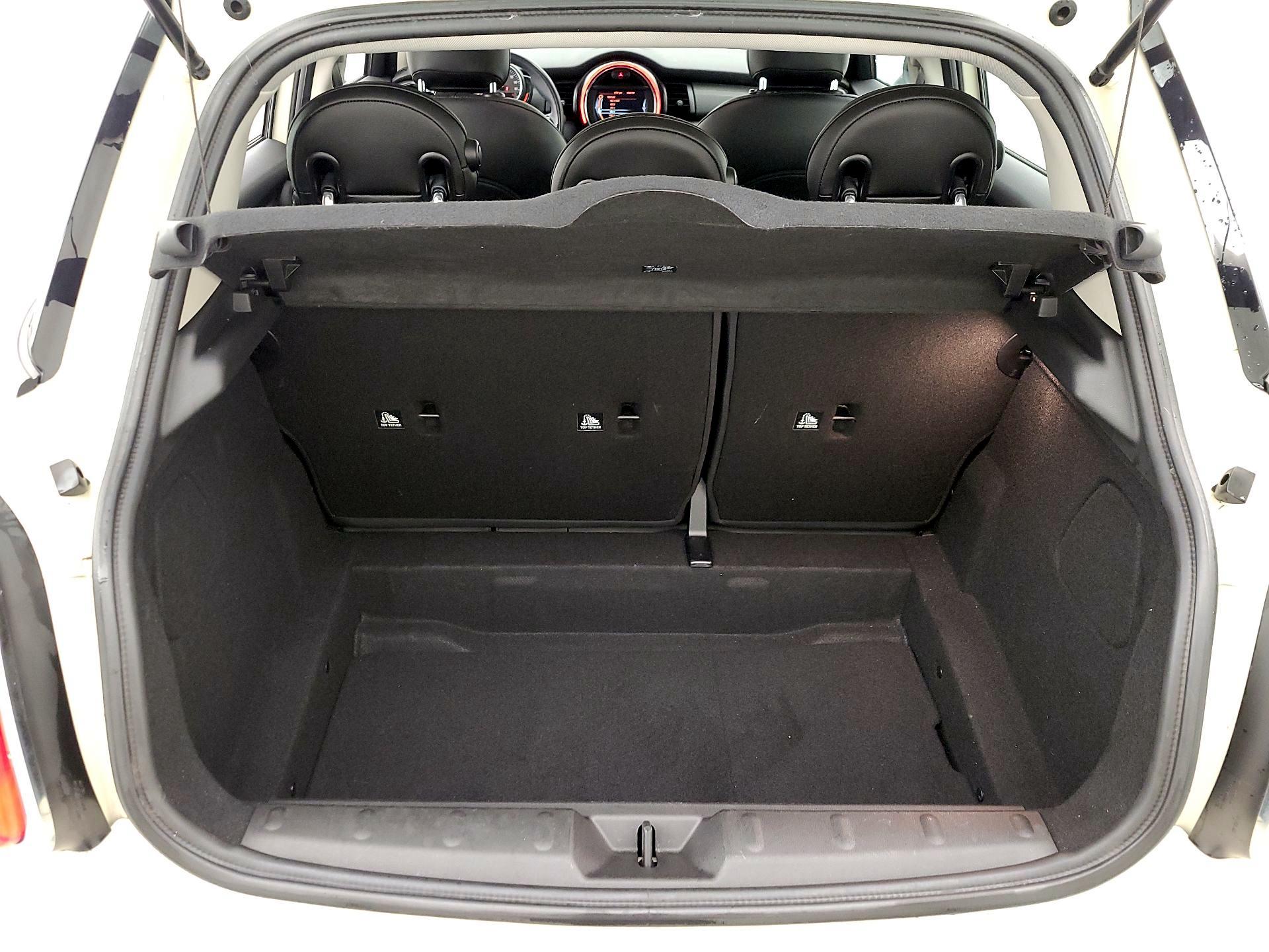 Thumbnail: 2018 MINI Cooper Hardtop - 20