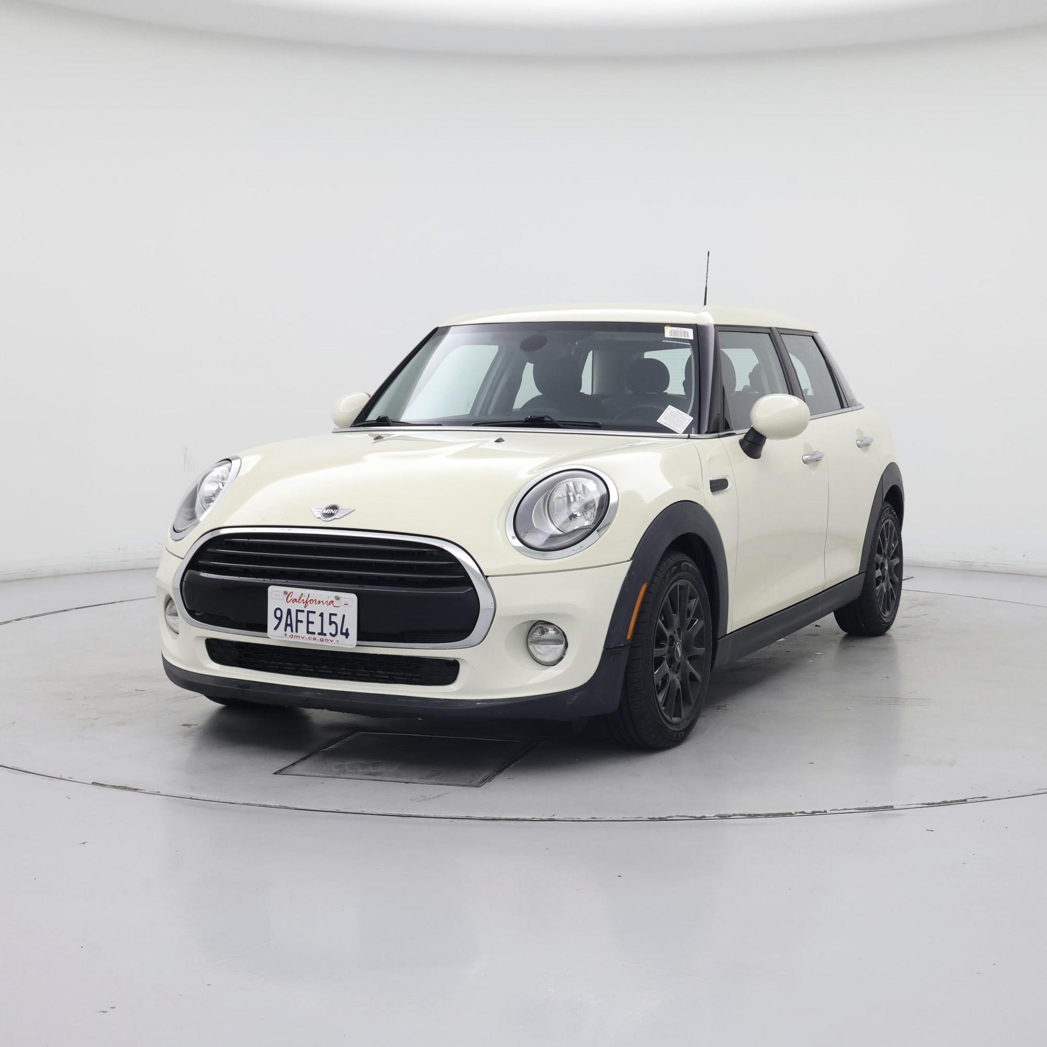 Thumbnail: 2018 MINI Cooper Hardtop - 4