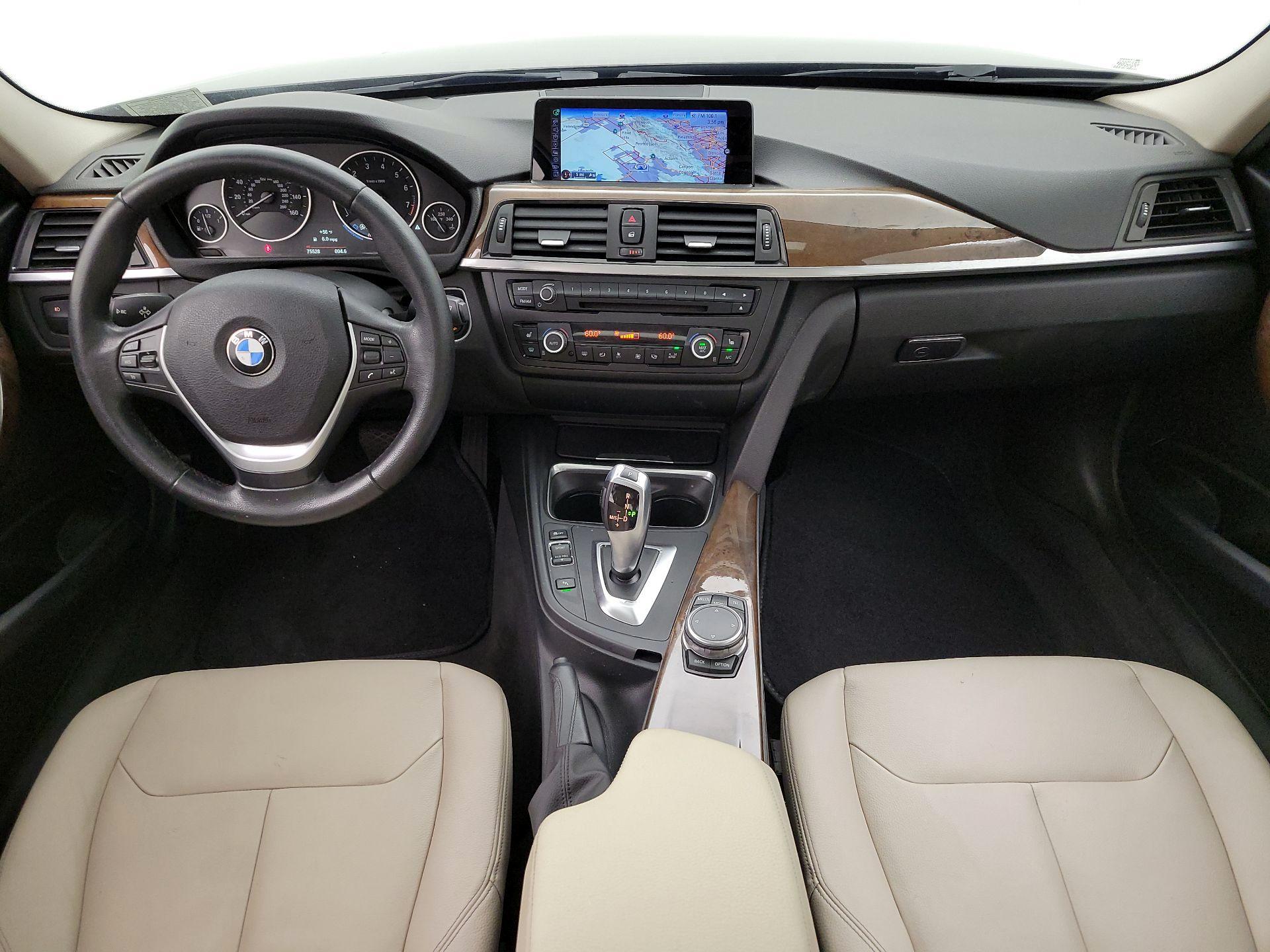 Thumbnail: 2015 BMW 3 Series - 9