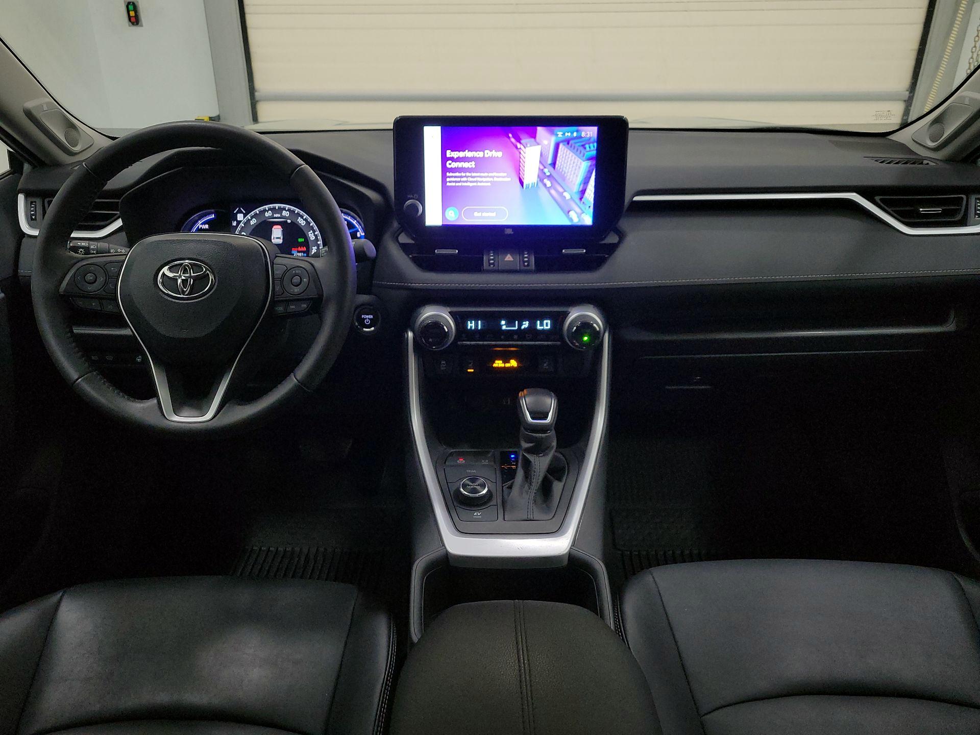 Thumbnail: 2023 Toyota RAV4 - 9