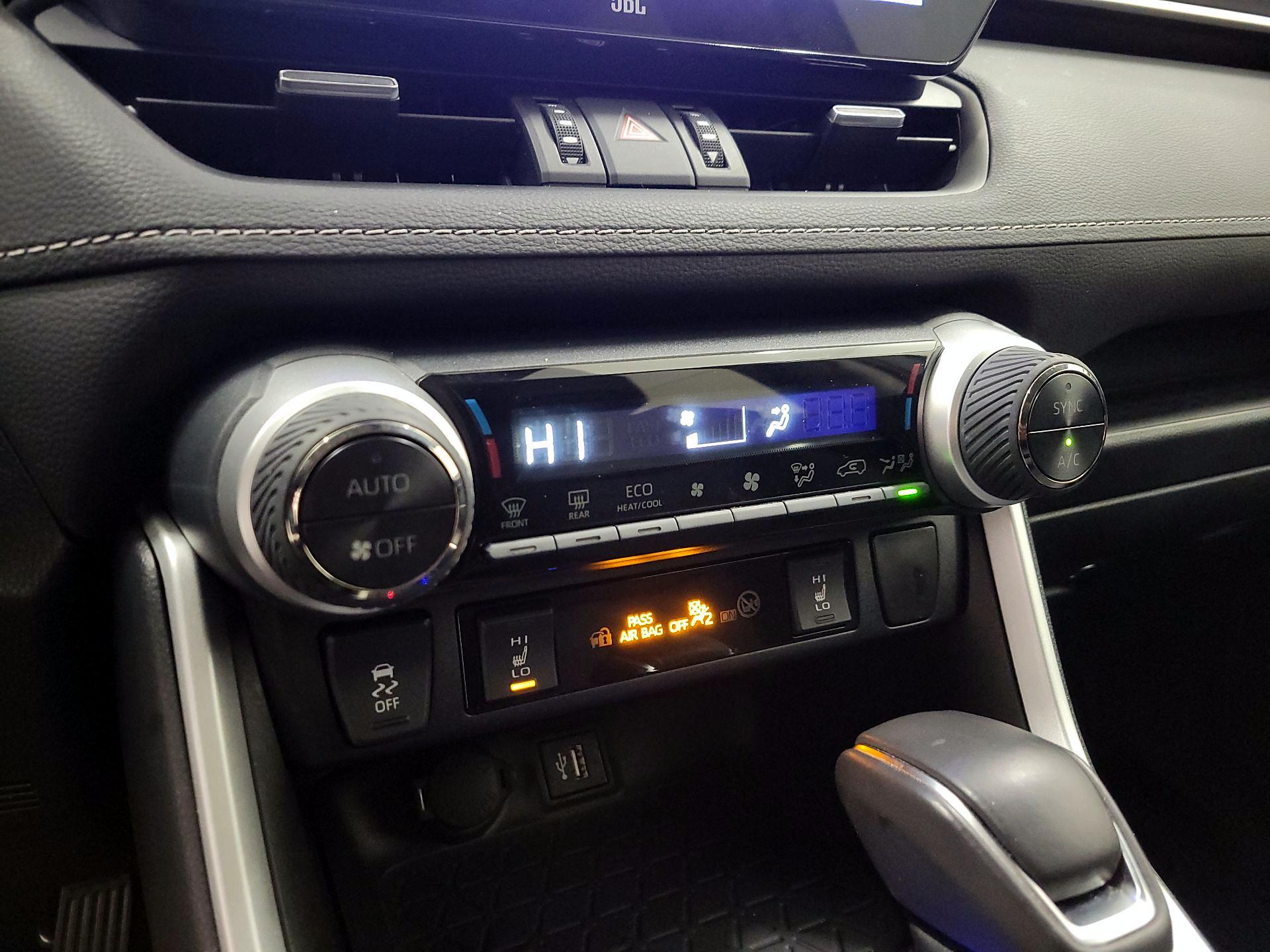 Thumbnail: 2023 Toyota RAV4 - 16