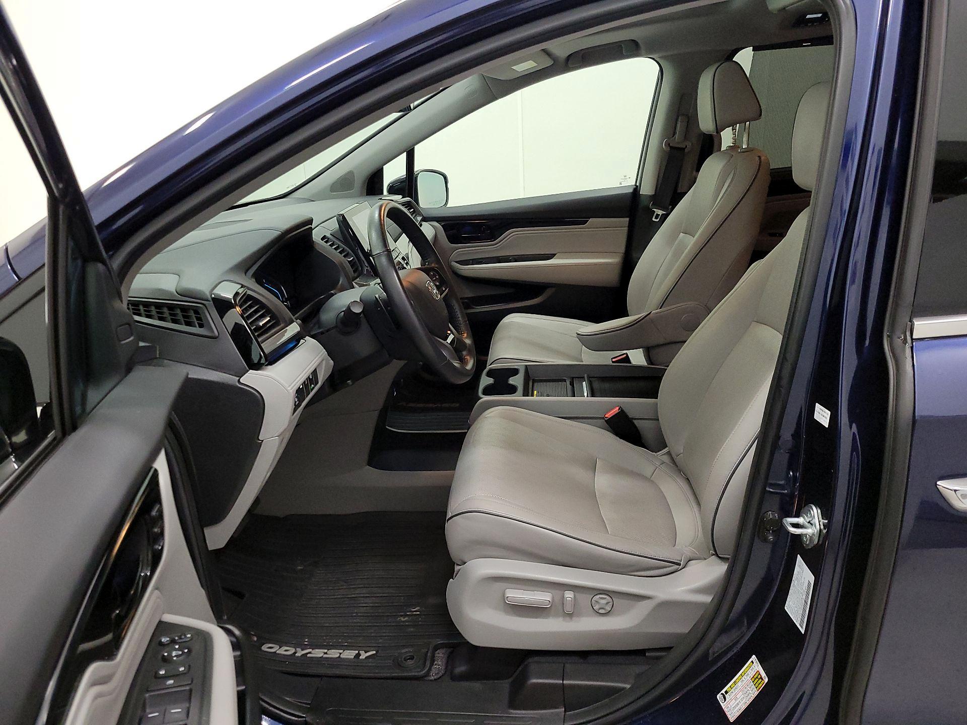 Thumbnail: 2023 Honda Odyssey - 11