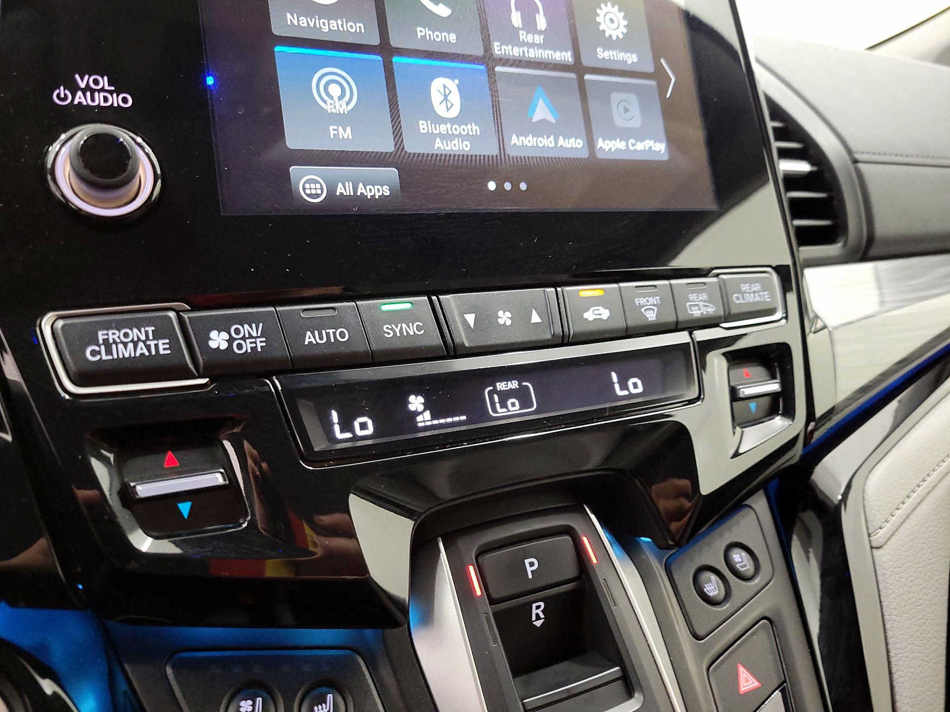 Thumbnail: 2023 Honda Odyssey - 17