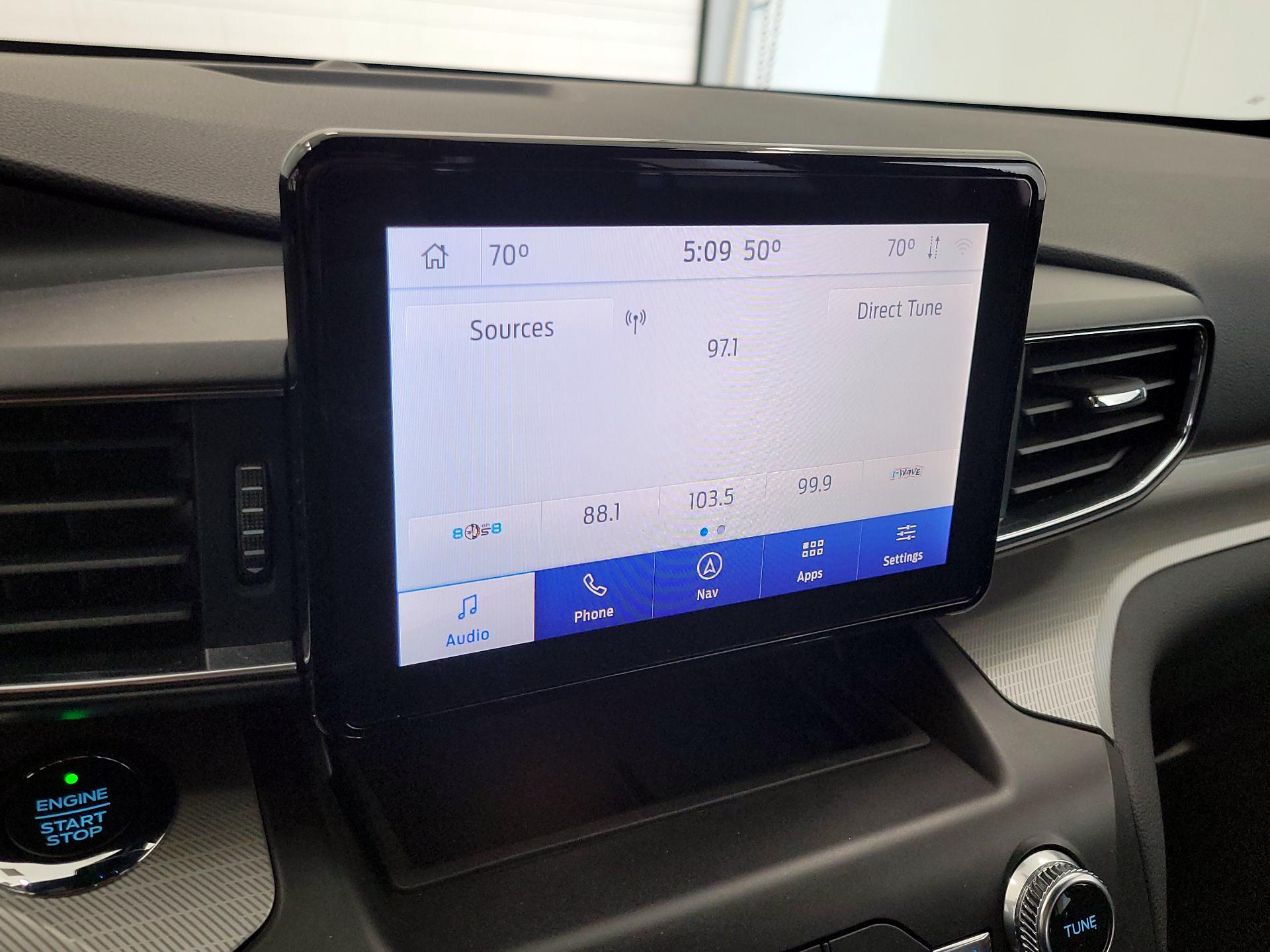 Thumbnail: 2020 Ford Explorer - 16