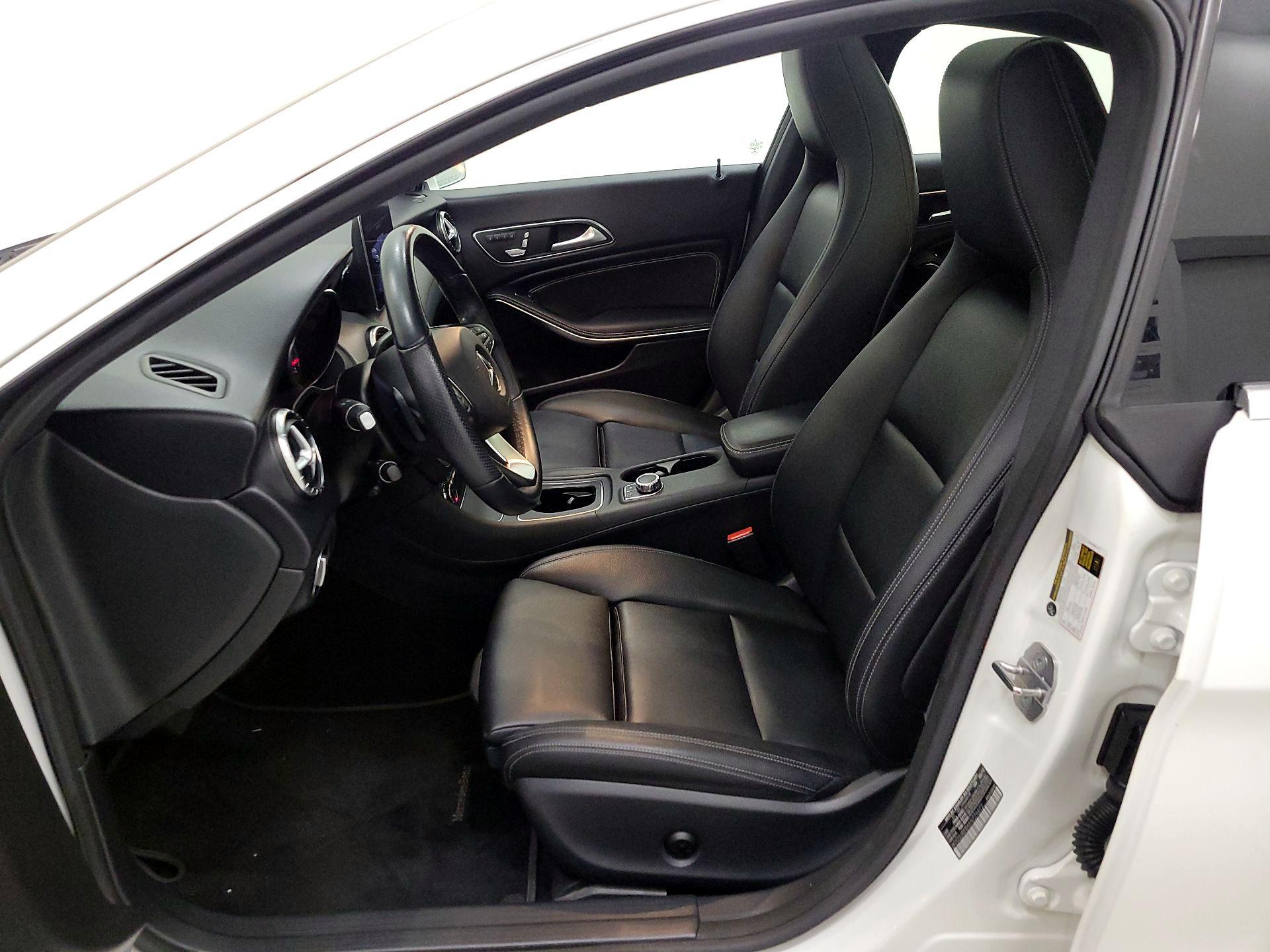 Thumbnail: 2019 Mercedes-Benz CLA - 11