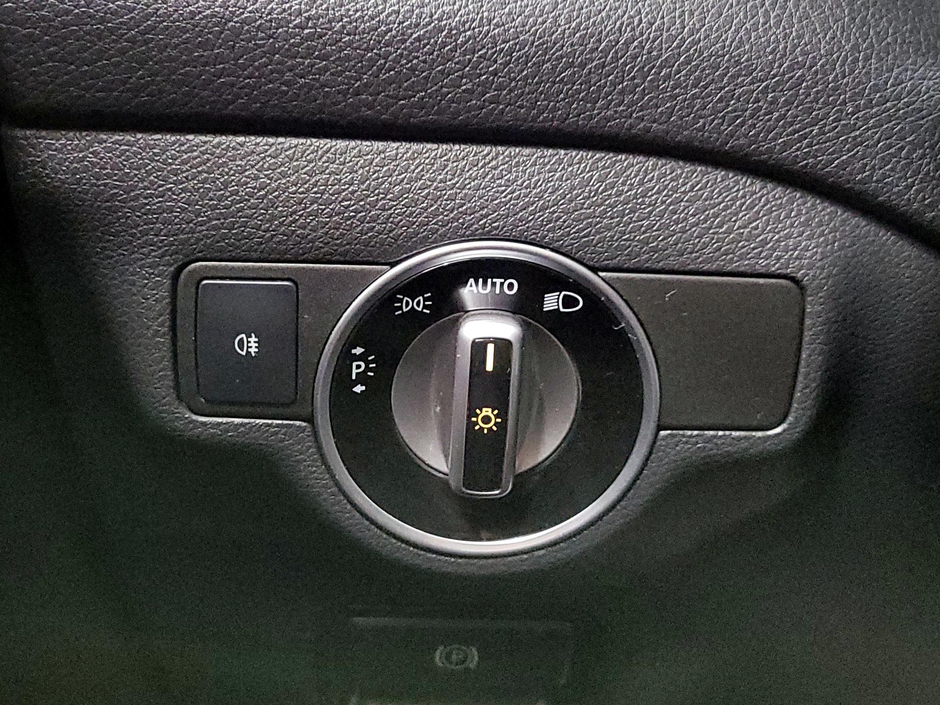 Thumbnail: 2019 Mercedes-Benz CLA - 13