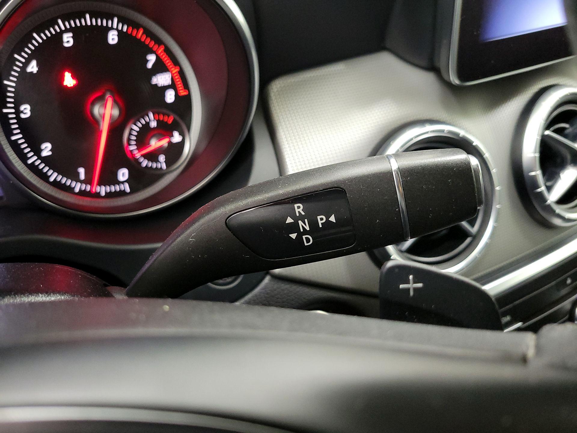 Thumbnail: 2019 Mercedes-Benz CLA - 17