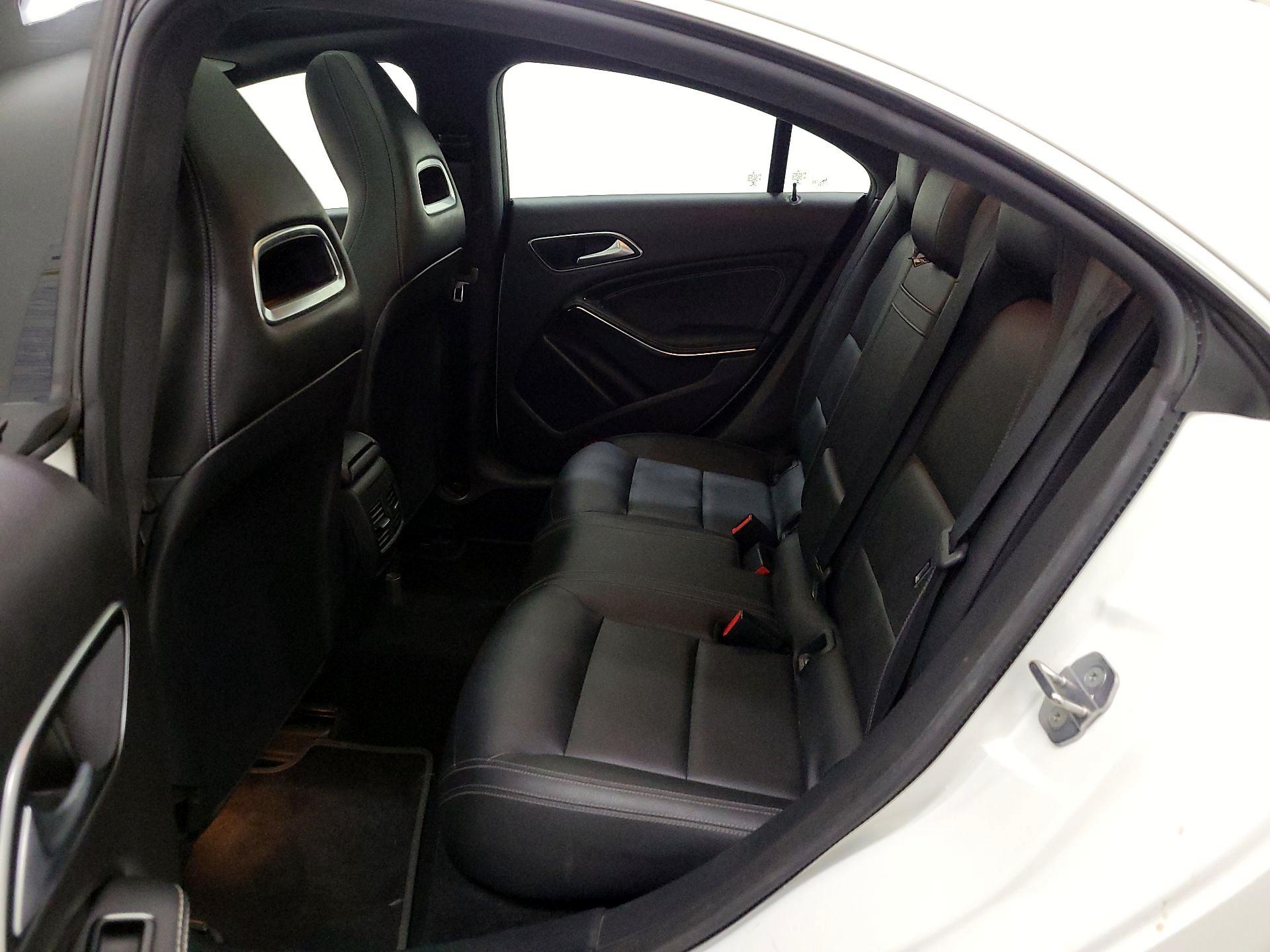 Thumbnail: 2019 Mercedes-Benz CLA - 20