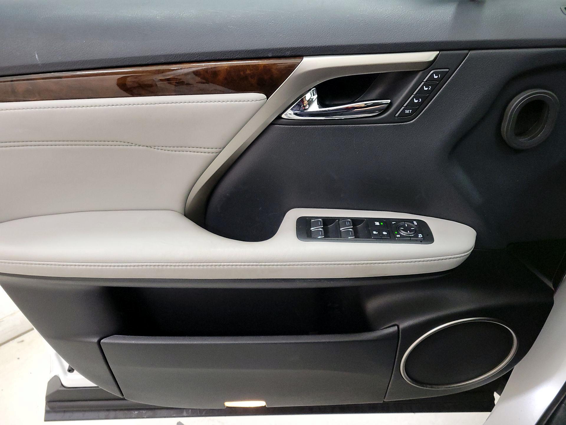 Thumbnail: 2018 Lexus RX - 12