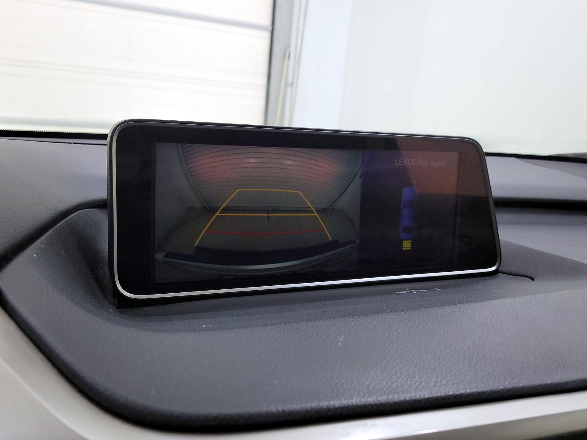 Thumbnail: 2018 Lexus RX - 15